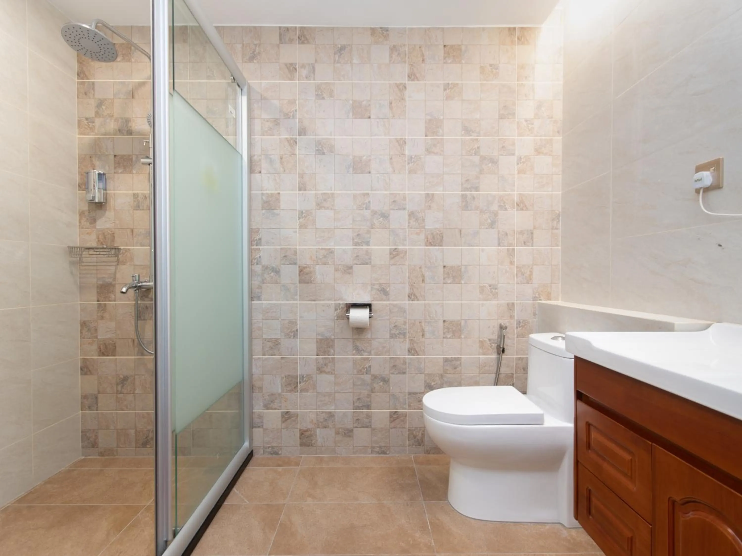 Bathroom in OYO 89375 Regent Hotel