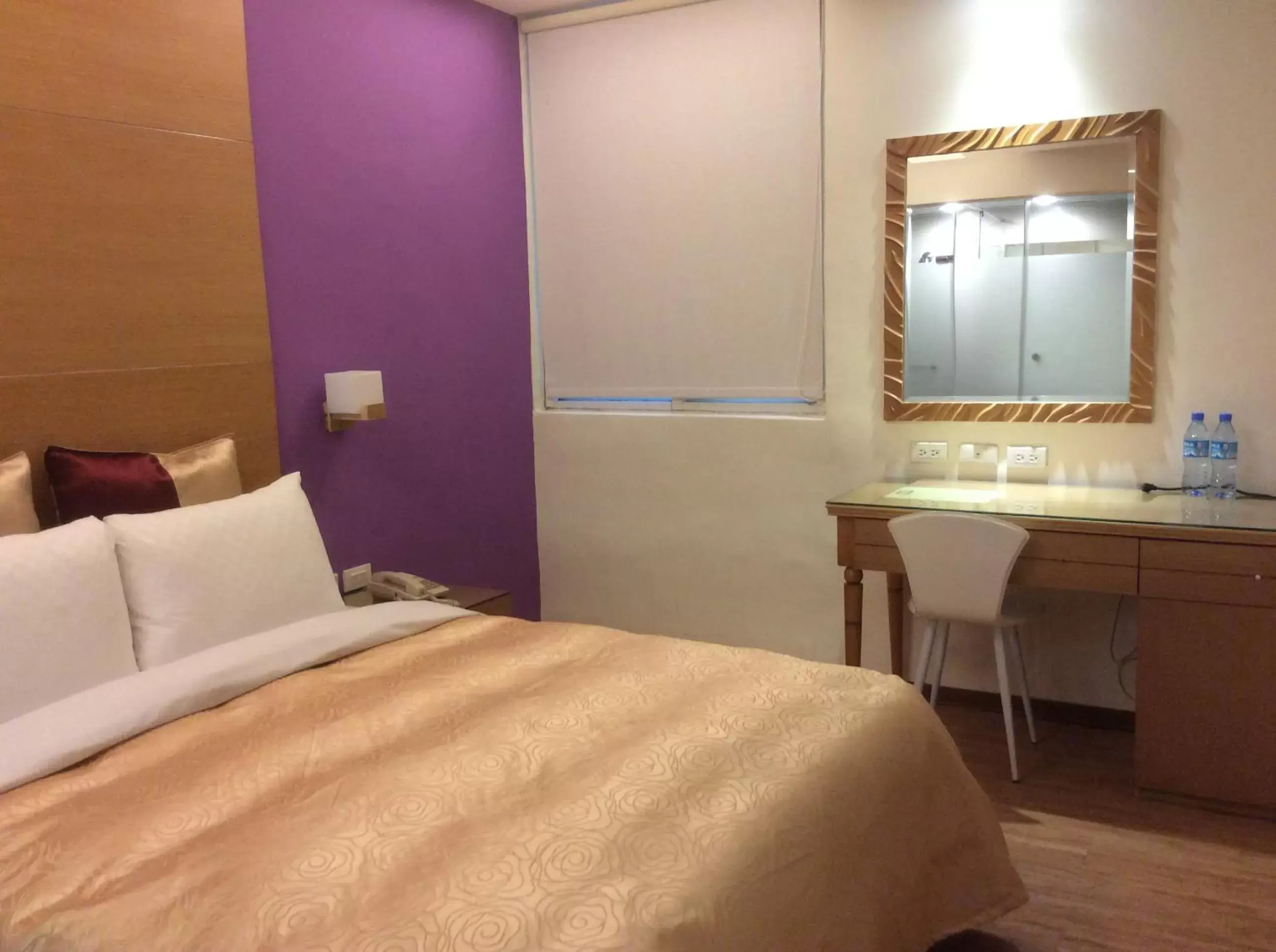 Bedroom, Bed in 紫園旅社Purple Garden Hotel