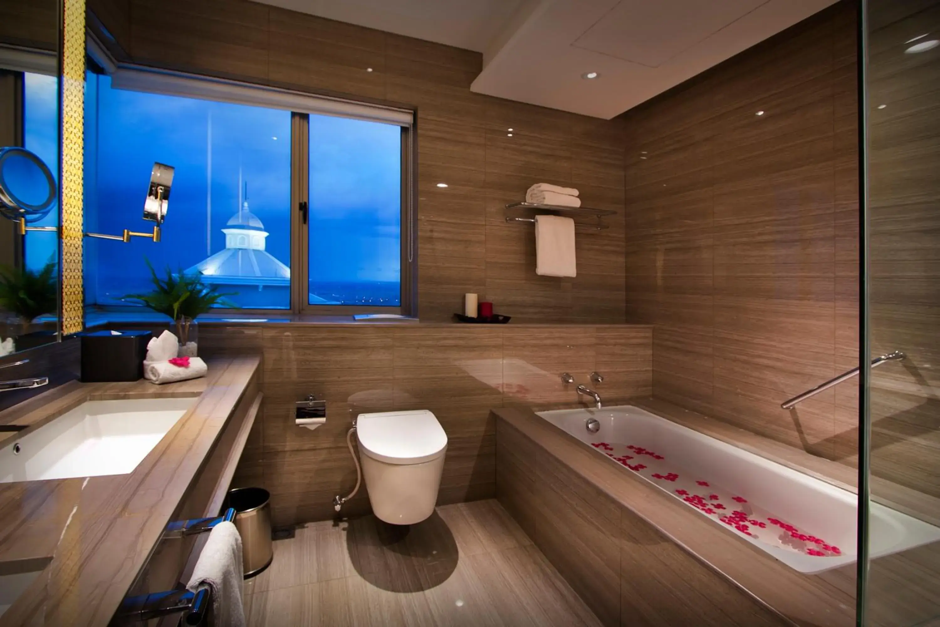 Bathroom in Ascott Waterplace Surabaya