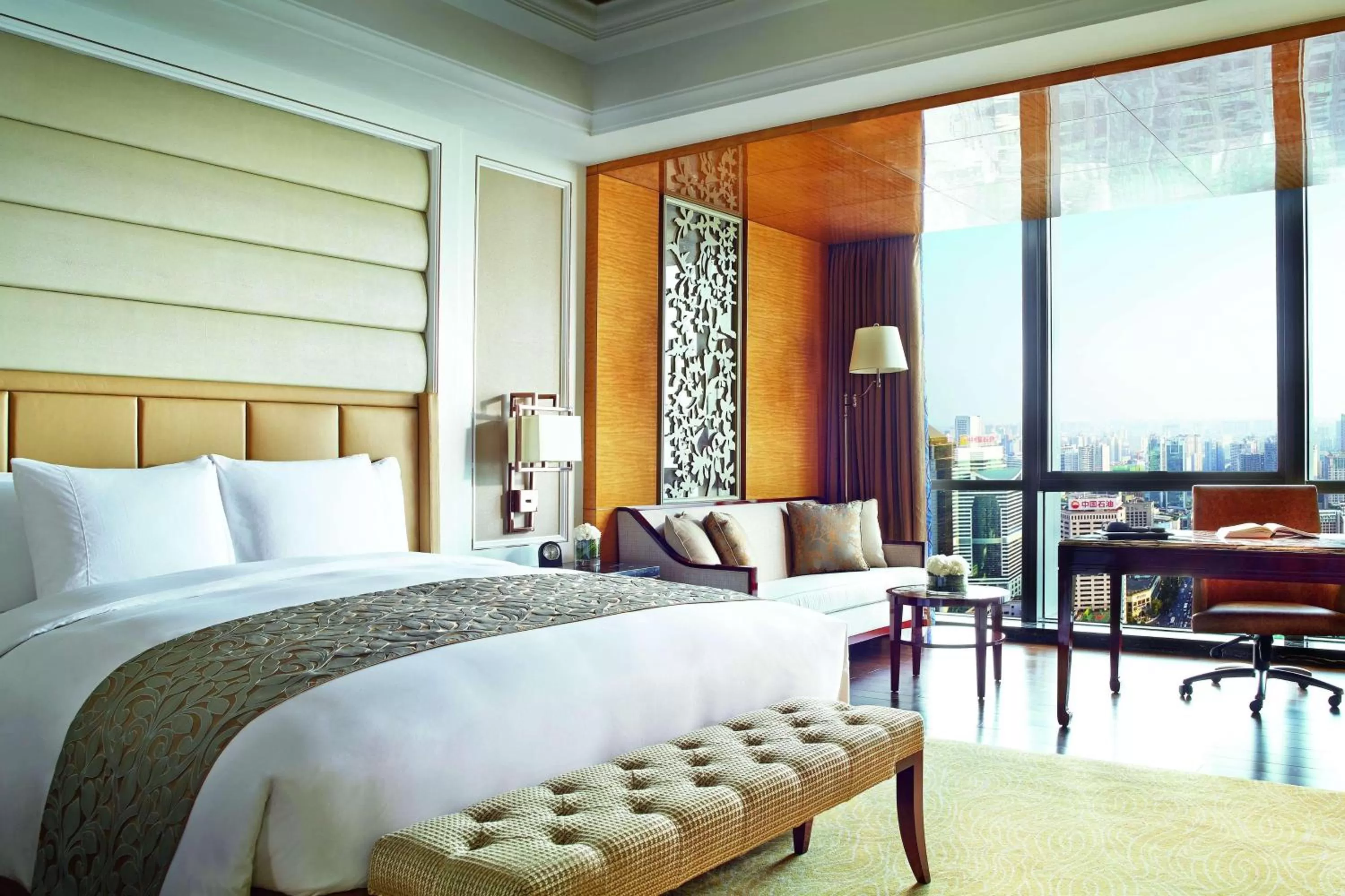 Photo of the whole room, Bed in The Ritz-Carlton, Chengdu