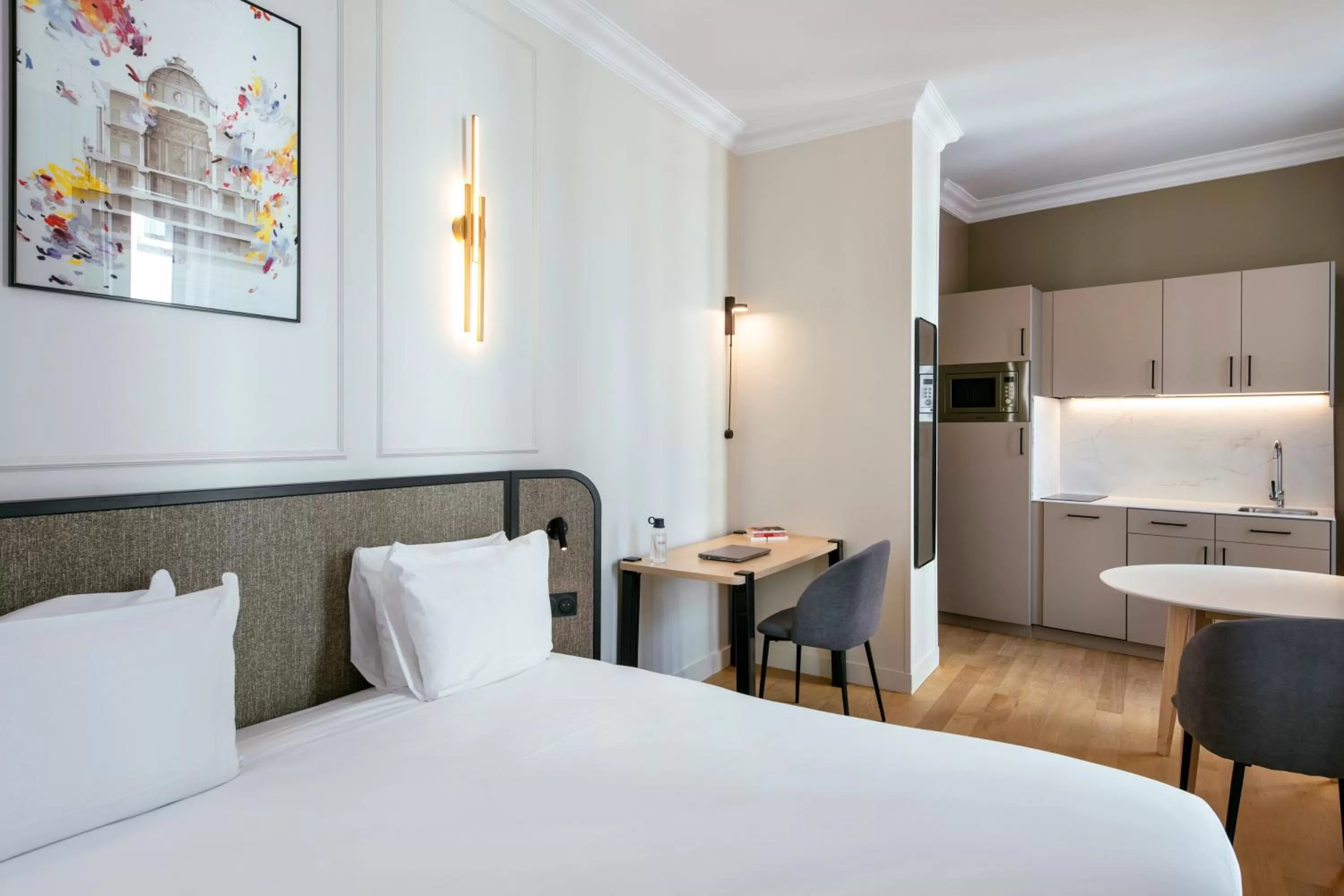 Studio (2 Adults) in Aparthotel Adagio Paris Opéra