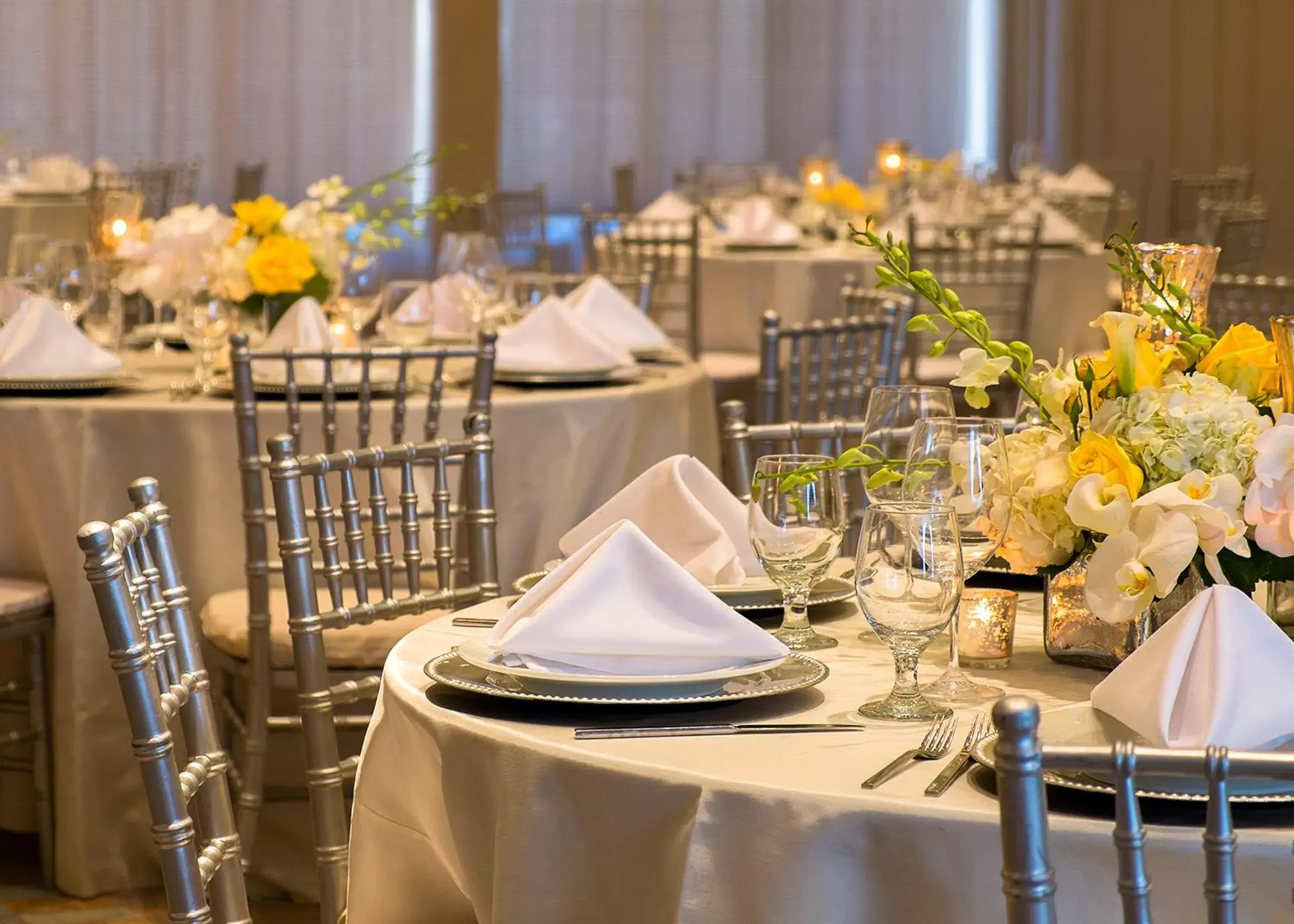 Banquet/Function facilities, Restaurant/Places to Eat in Wyndham Boca Raton Hotel