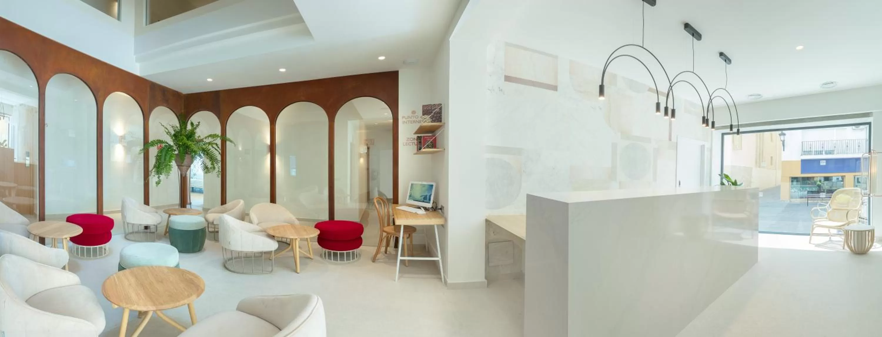 Lobby or reception in Gastrohotel Boutique RH Canfali