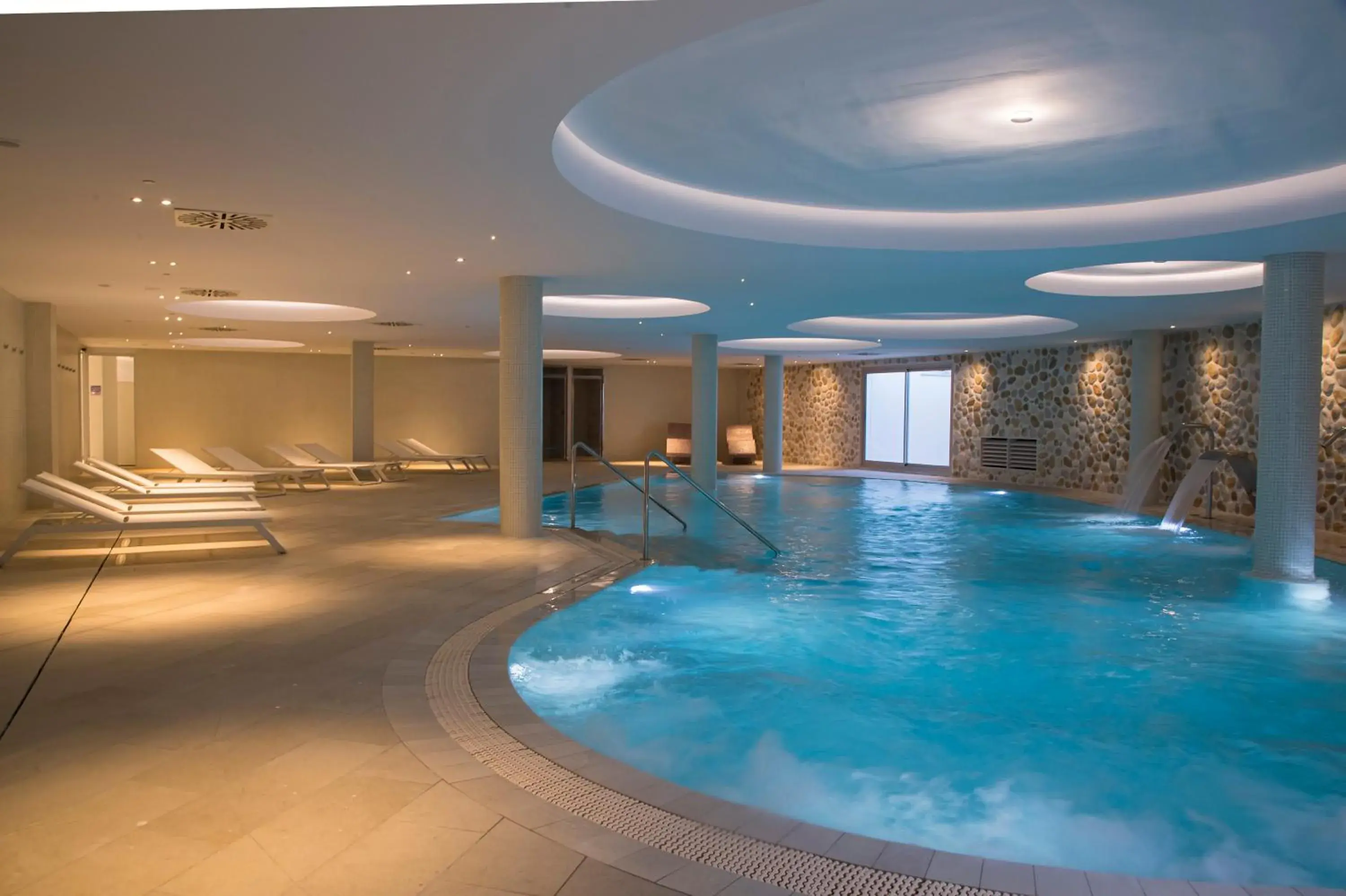 Spa and wellness centre/facilities, Swimming Pool in Hotel Gran Sagitario