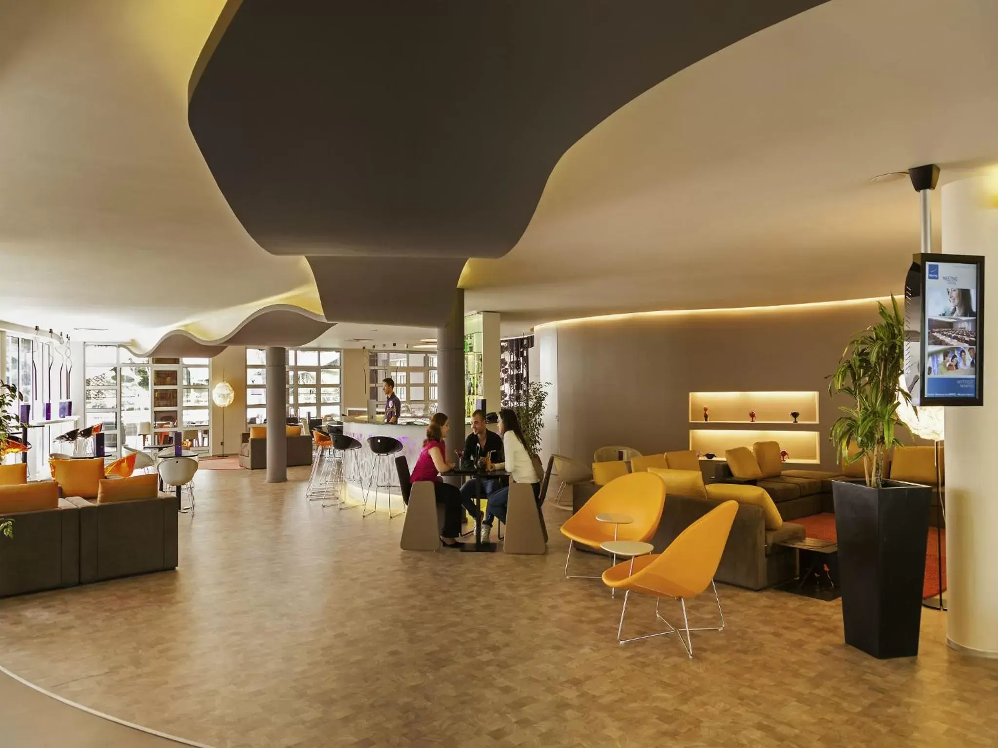 Lounge or bar in Novotel Setubal