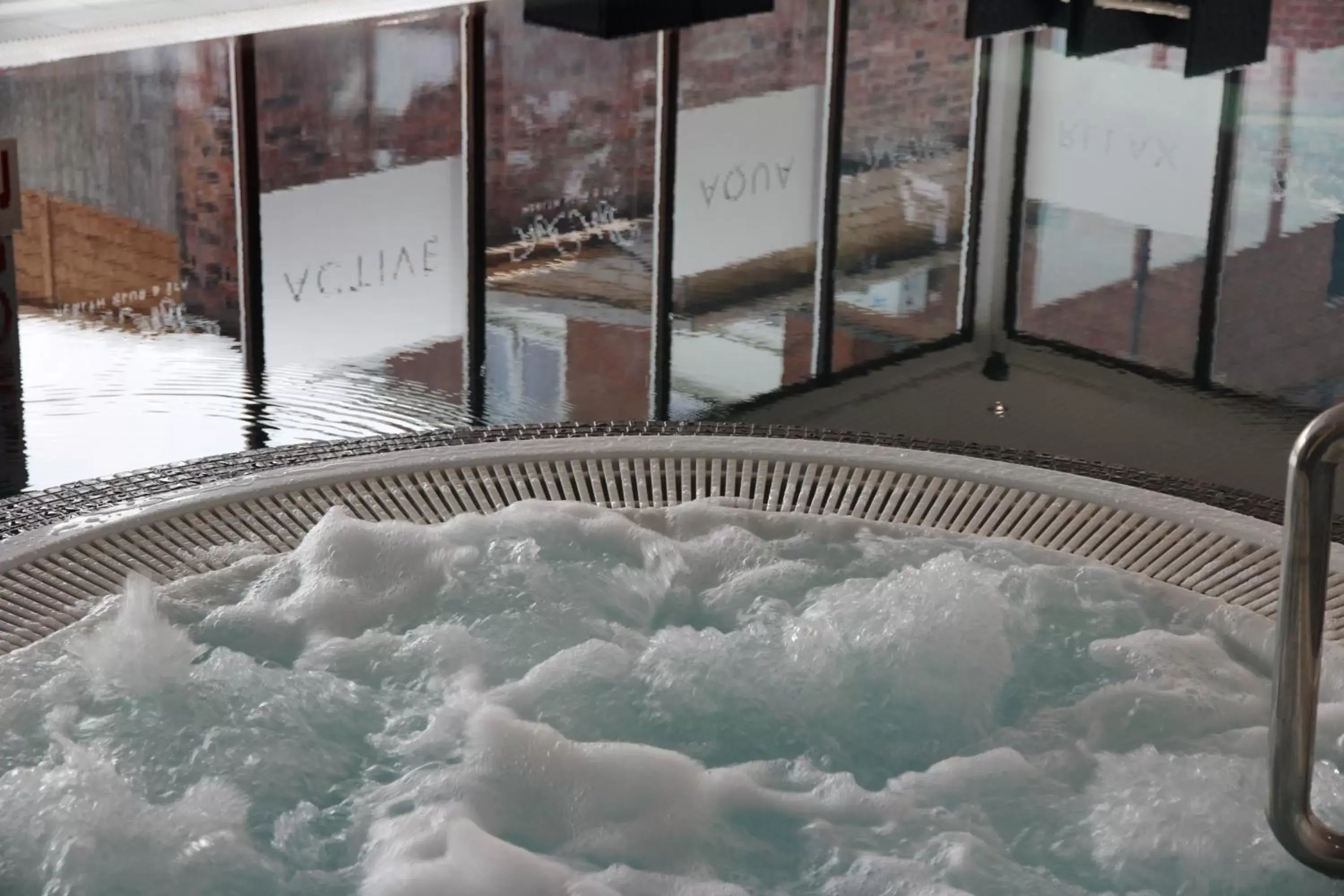Hot Tub in Park Hall Hotel and Spa Wolverhampton