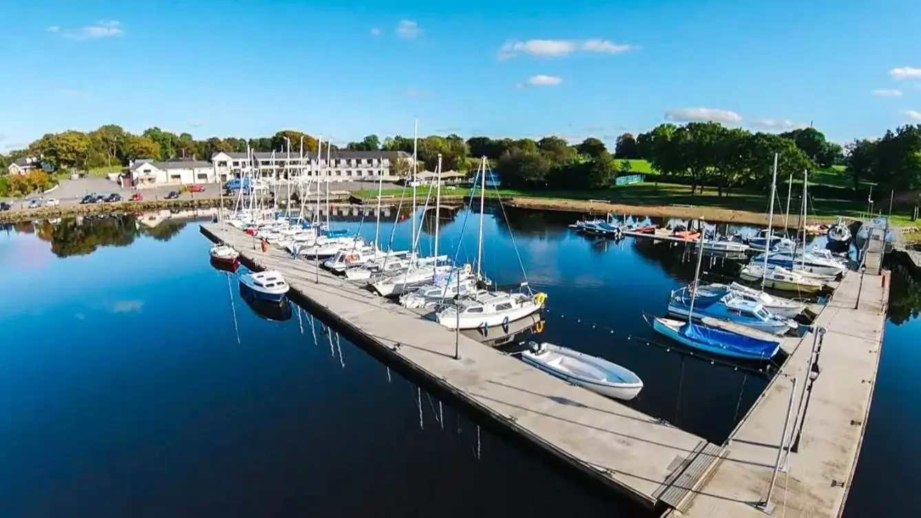 Bird's-eye View in Lakeside Manor Hotel