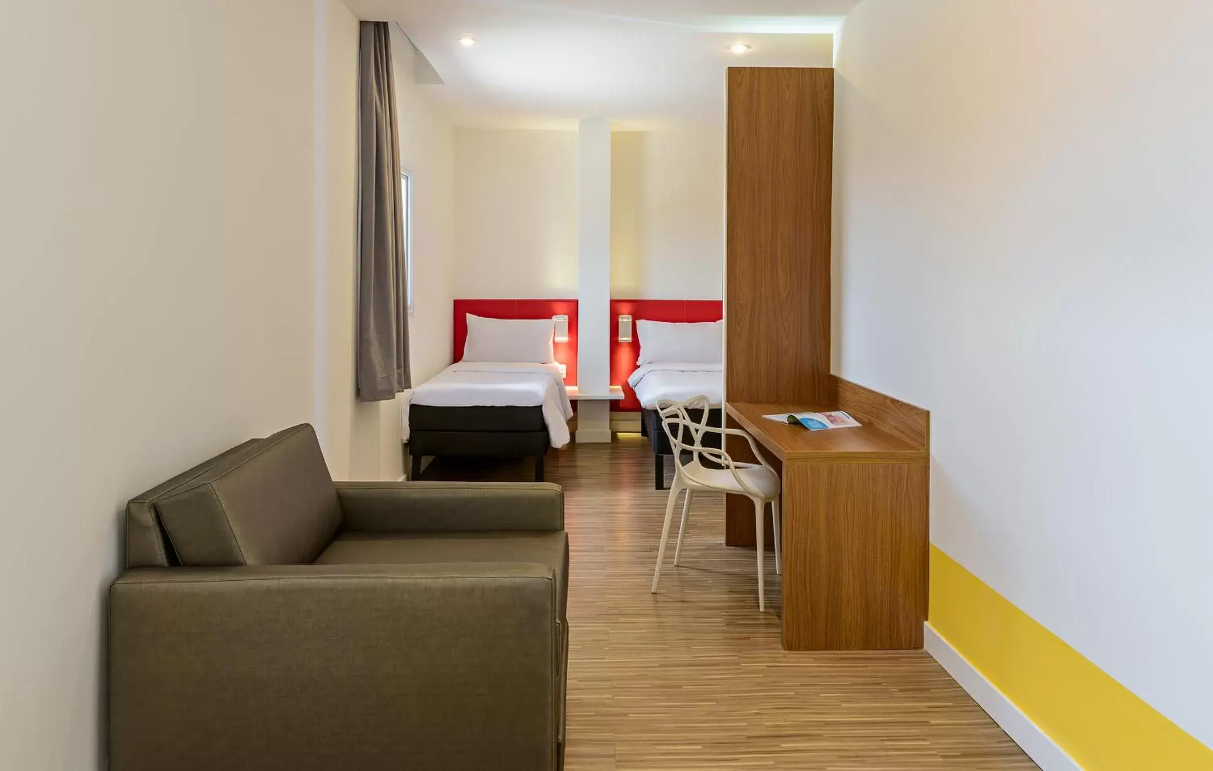 Bed, Seating Area in ibis Styles Birigui