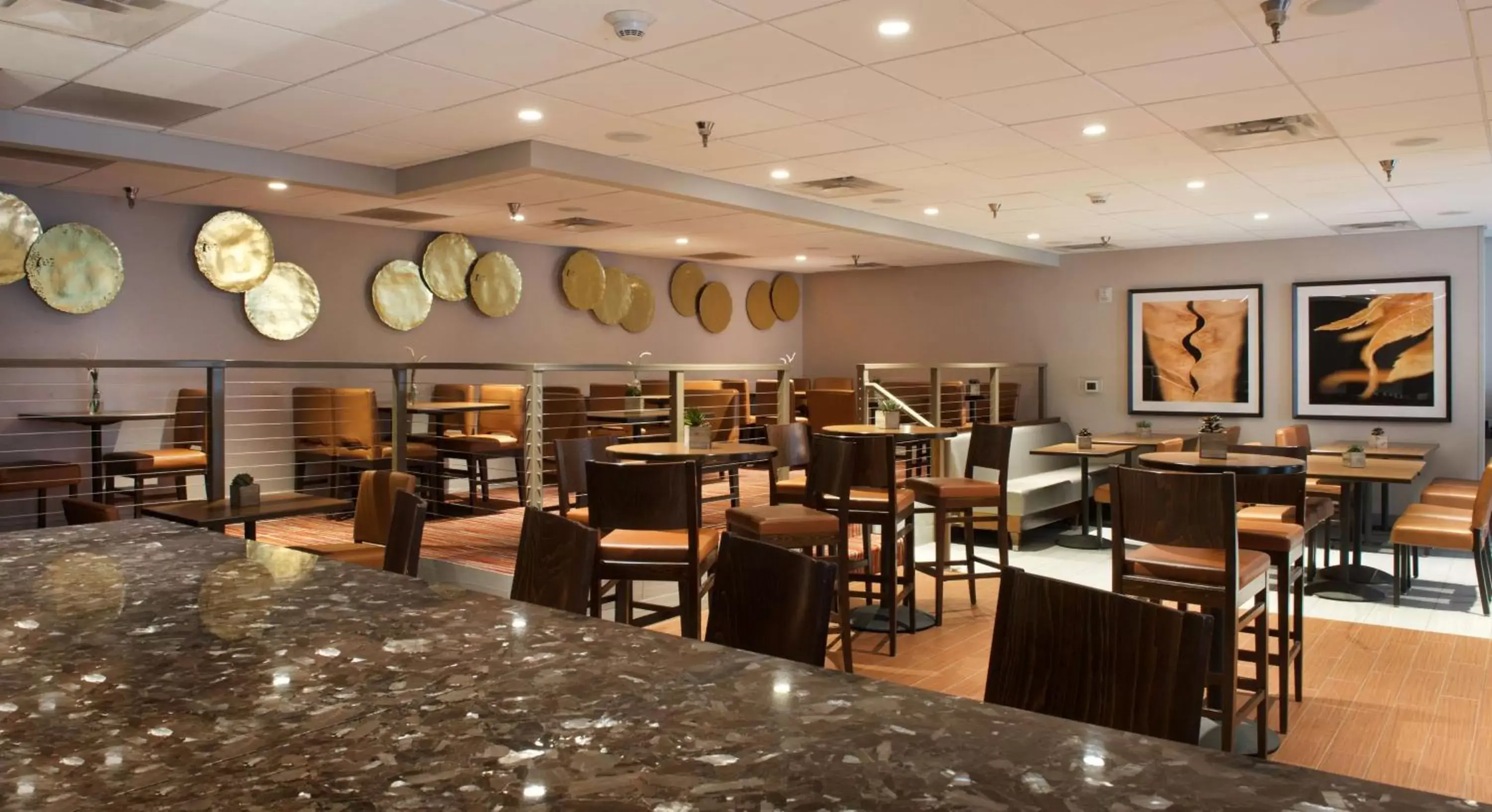 Restaurant/Places to Eat in Embassy Suites by Hilton Denver Tech Center North