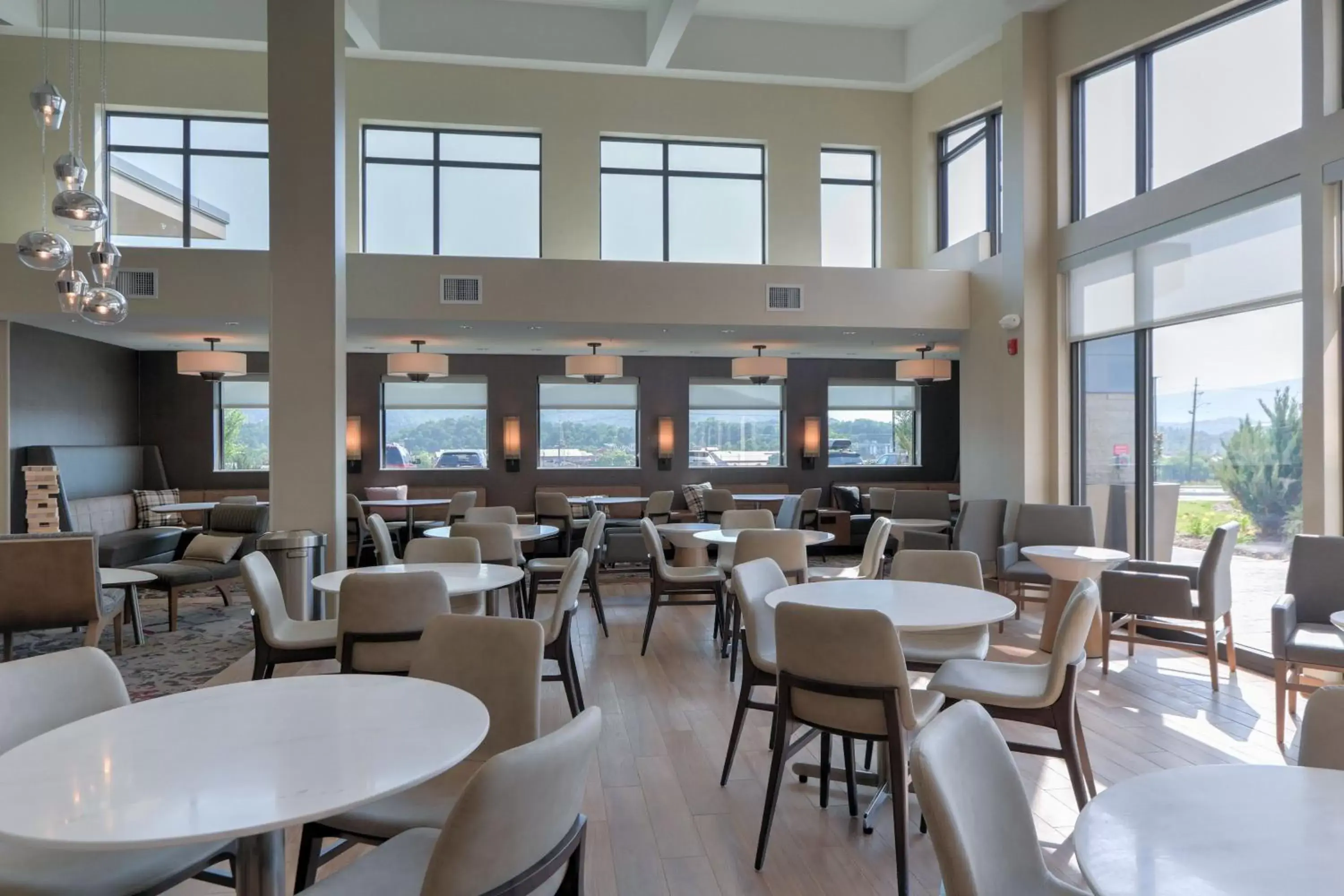 Breakfast, Restaurant/Places to Eat in Residence Inn by Marriott Pigeon Forge