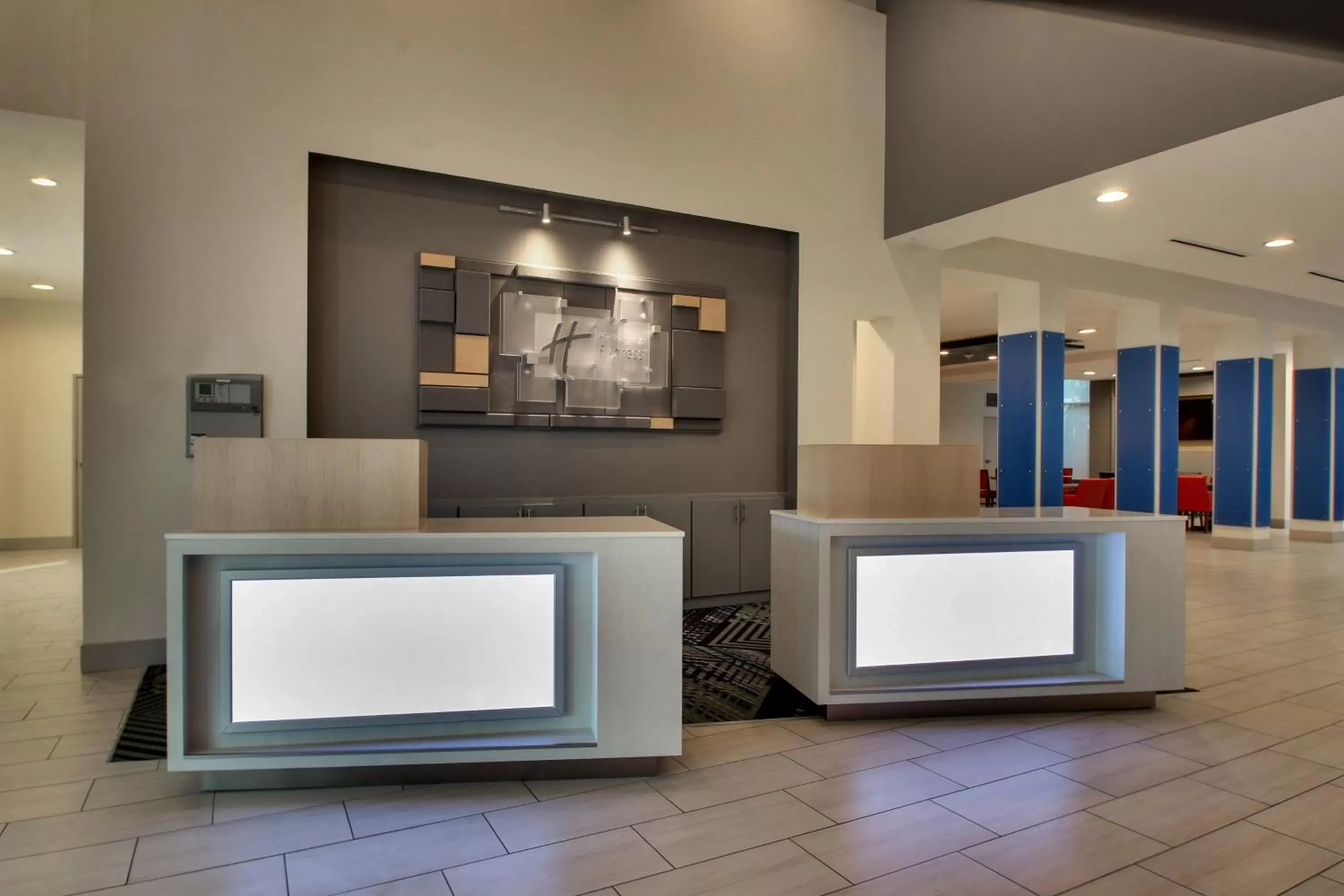 Property building, Lobby/Reception in Holiday Inn Express Georgetown, an IHG Hotel