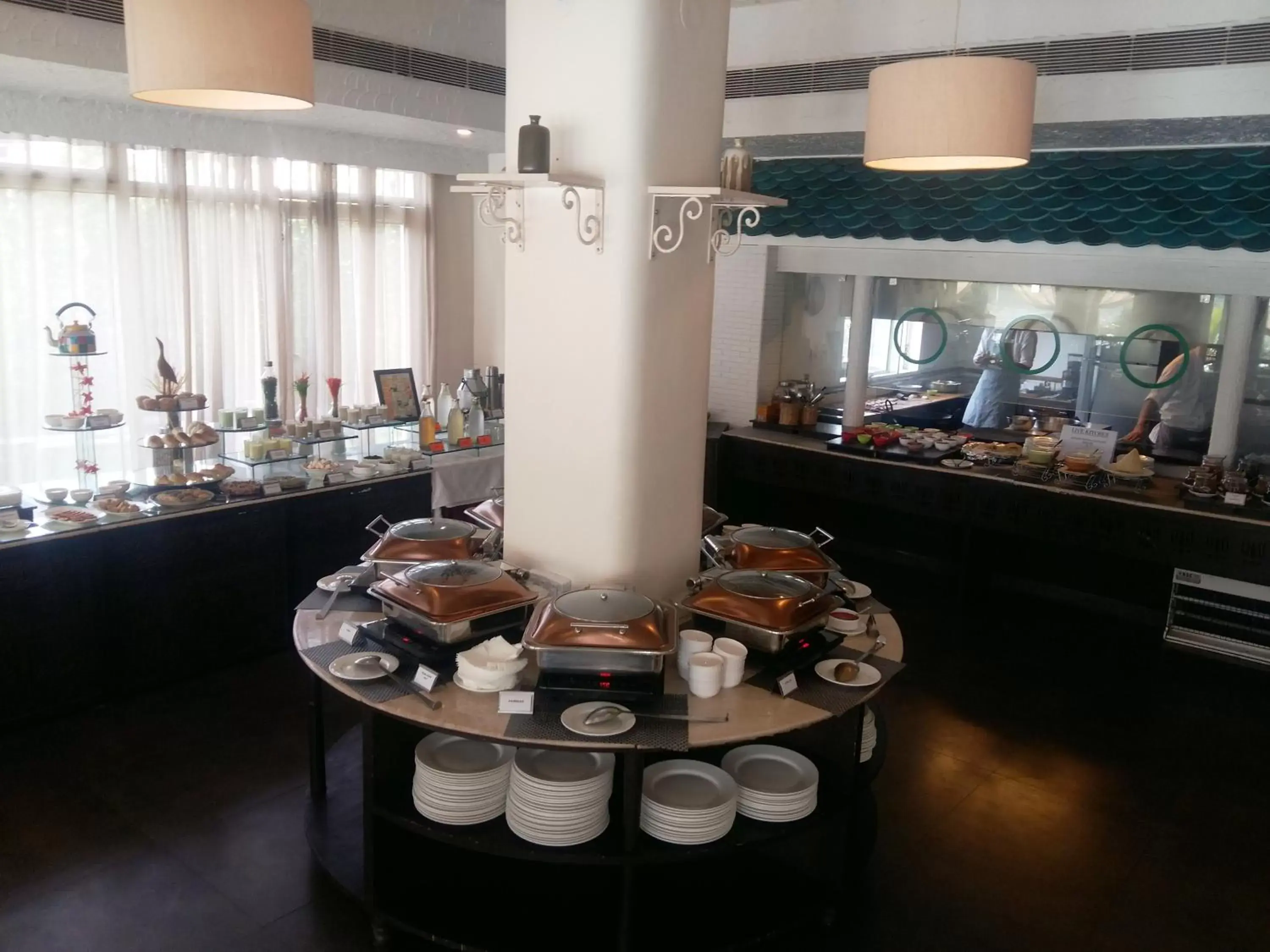 Continental breakfast, Restaurant/Places to Eat in GANGA KINARE- A Riverside Boutique Resort, Rishikesh