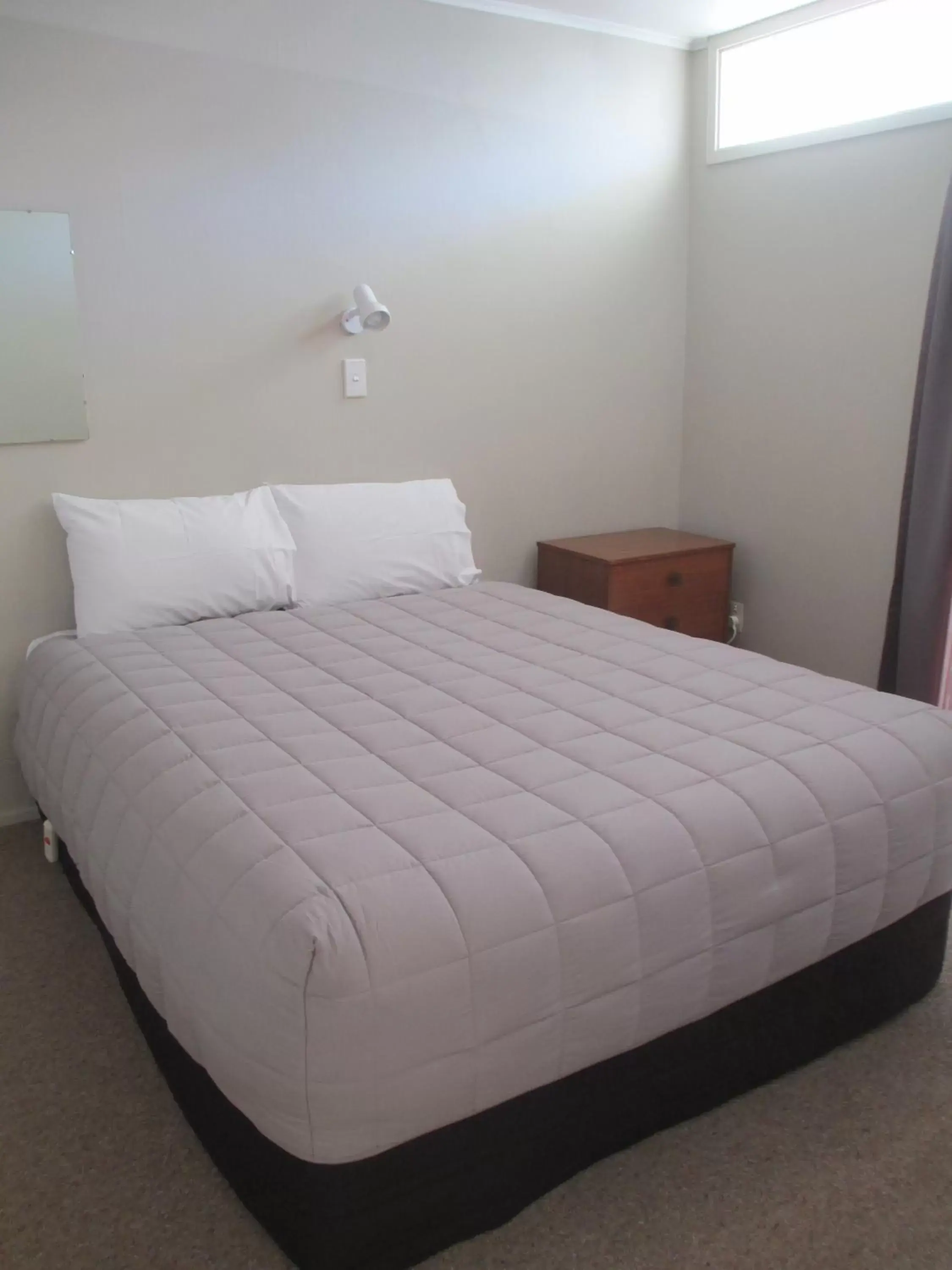 Bed in Merivale Court Motel & Apartments