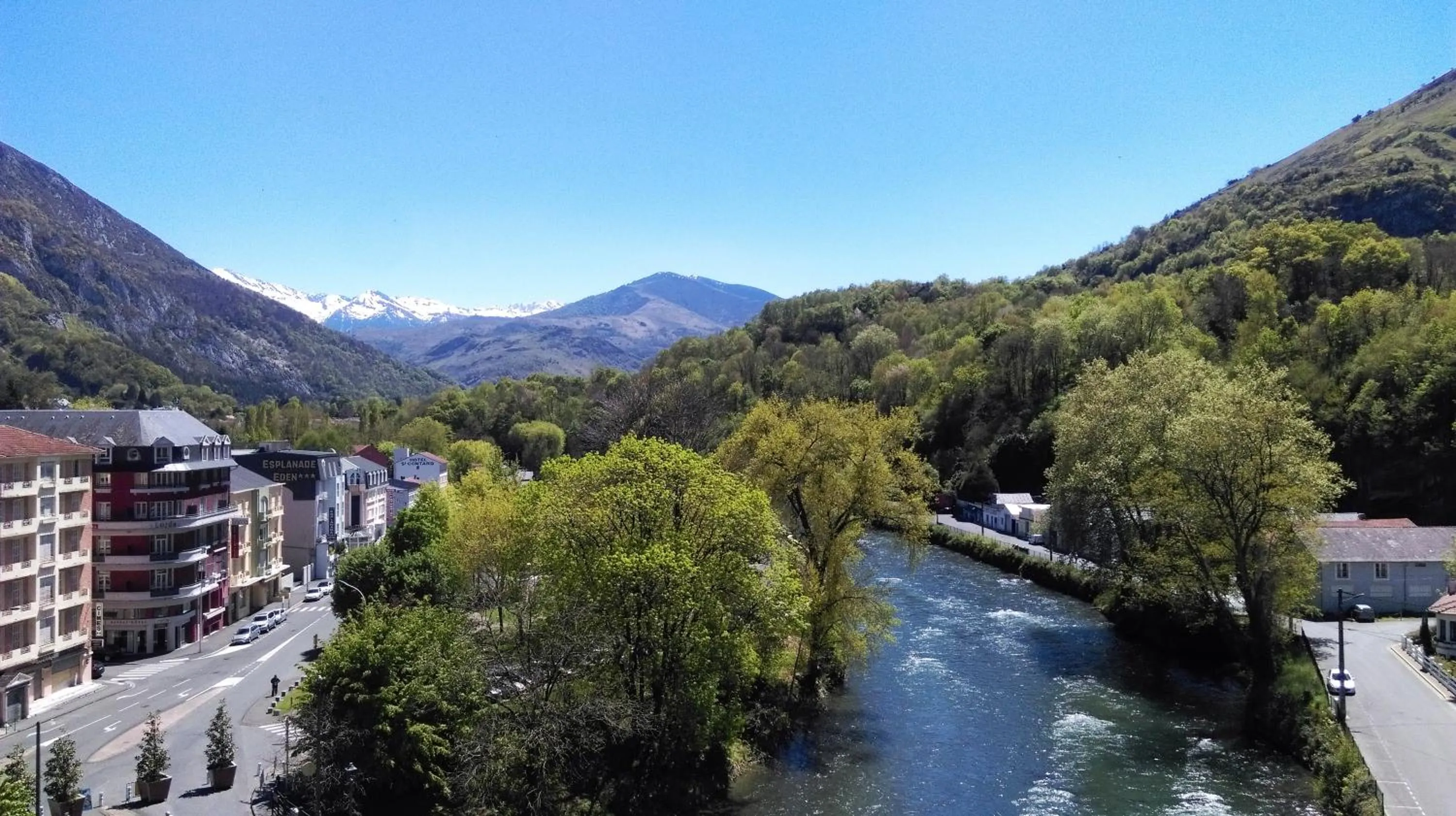 Mountain view in Adonis Lourdes - Notre Dame de la Sarte