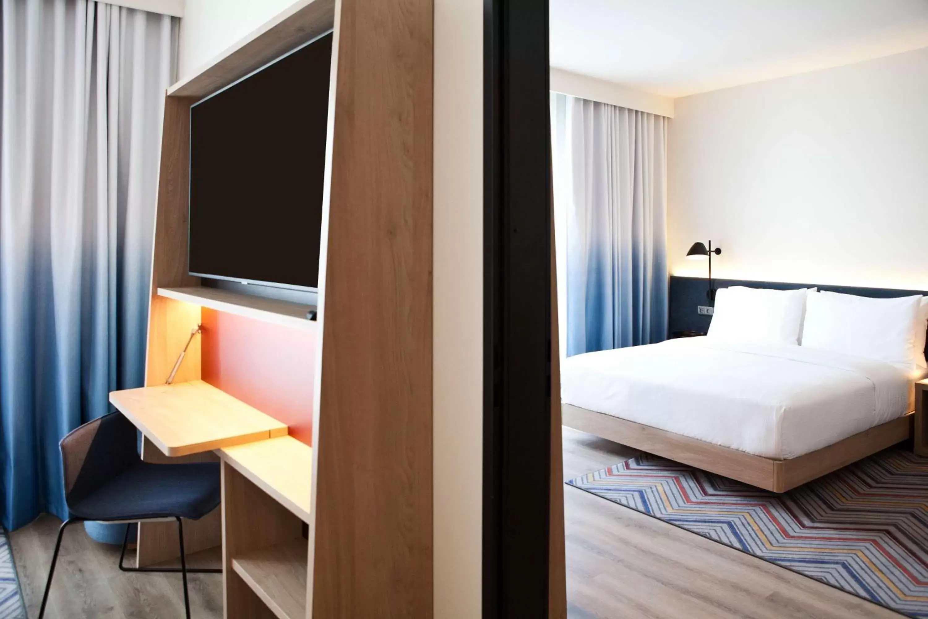 Bedroom, Bed in Hampton By Hilton Vienna Messe Bedroom, Bed in Hampton By Hilton Vienna Messe