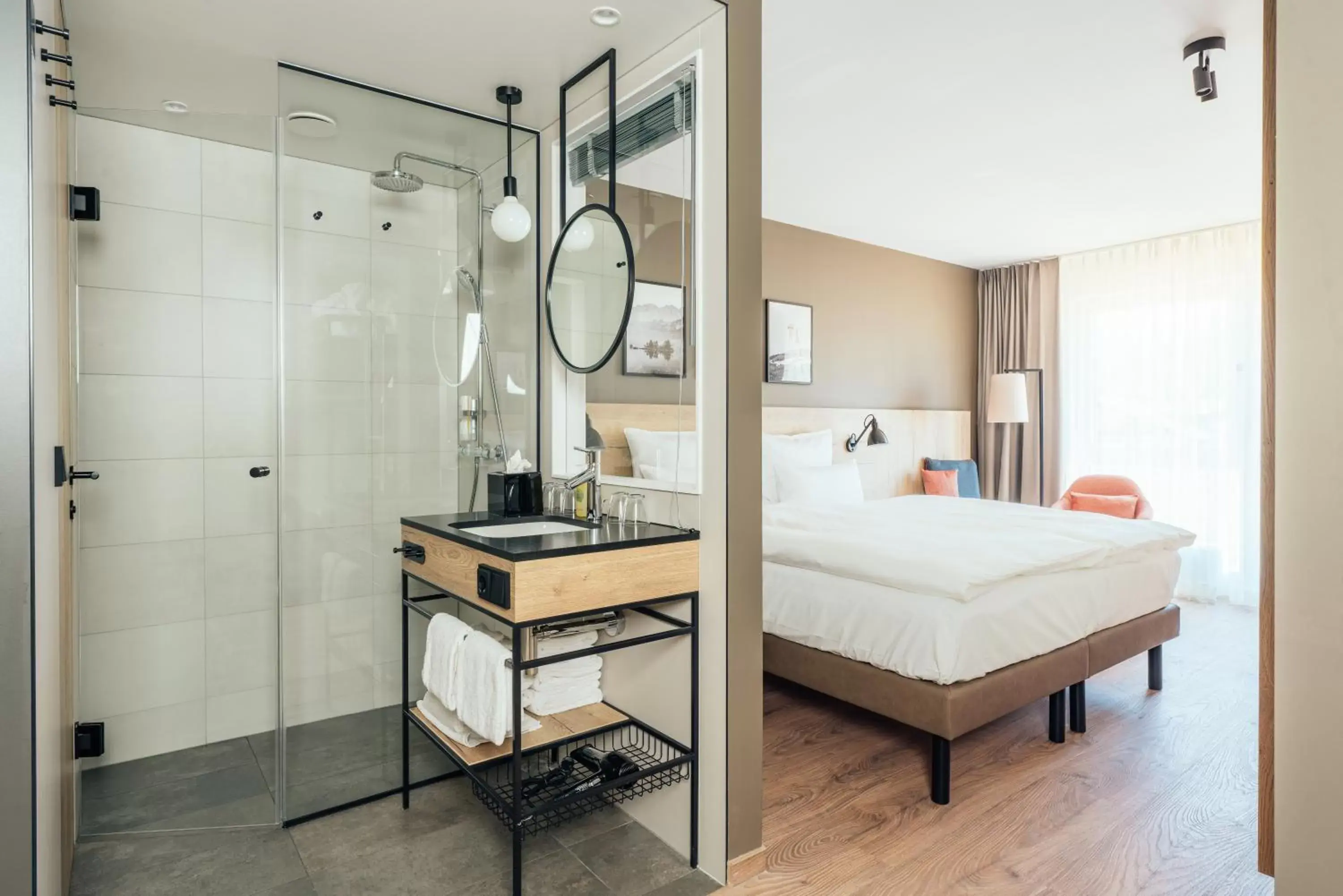 Double Room Mountain View - single occupancy in aja Garmisch-Partenkirchen Double Room Mountain View - single occupancy in aja Garmisch-Partenkirchen