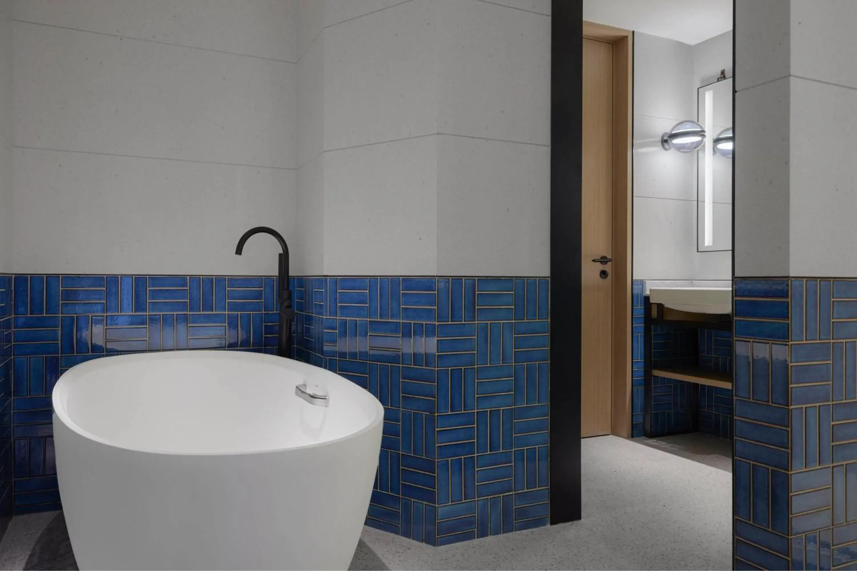 Bathroom in Four Points by Sheraton Shenzhen Bao'an