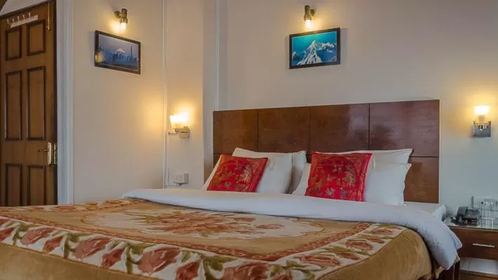 Bed in Hotel Shangrila Regency