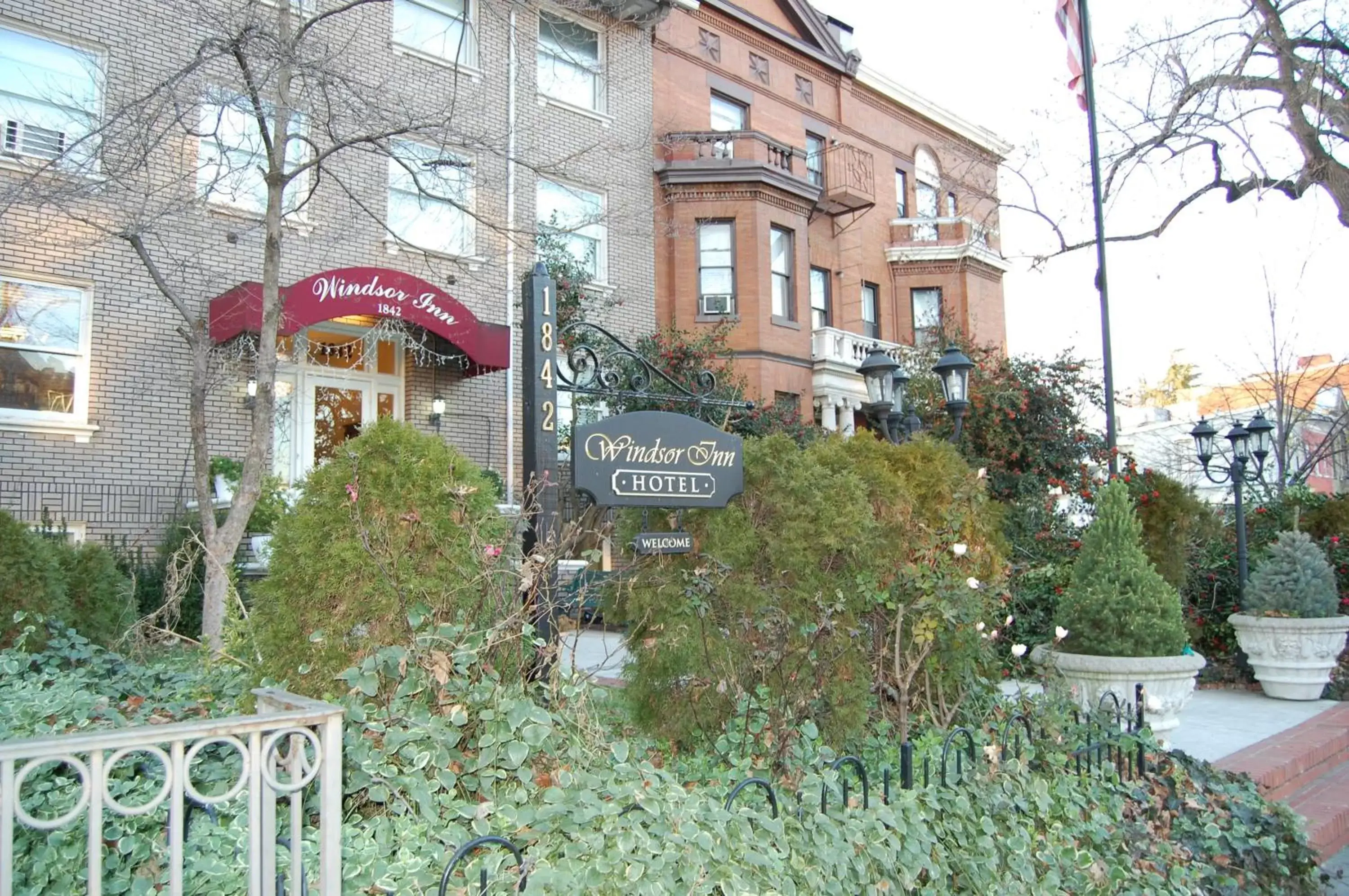 Facade/entrance, Property Building in Windsor Inn Hotel