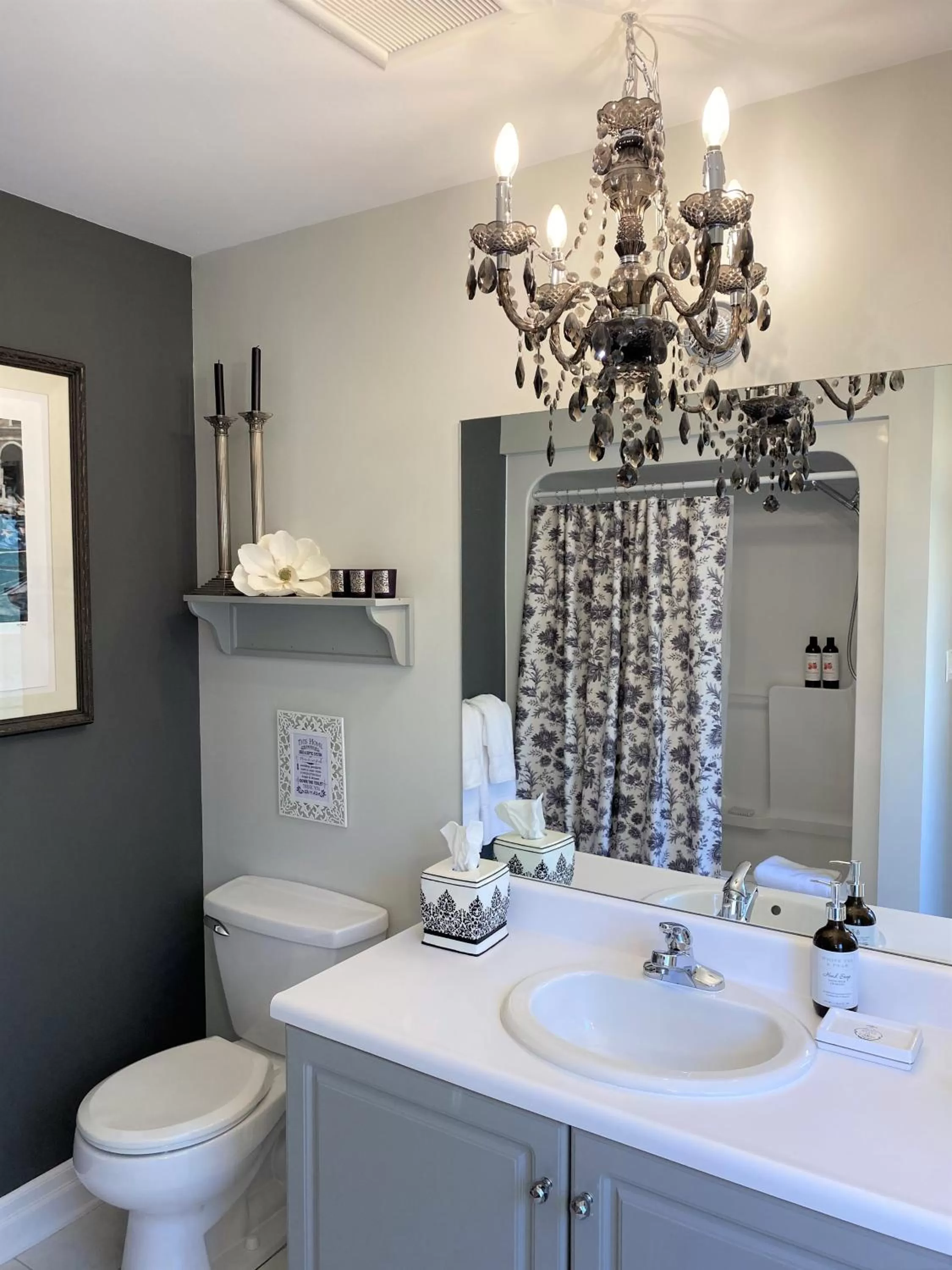 Bathroom in Darlington House Bed and Breakfast