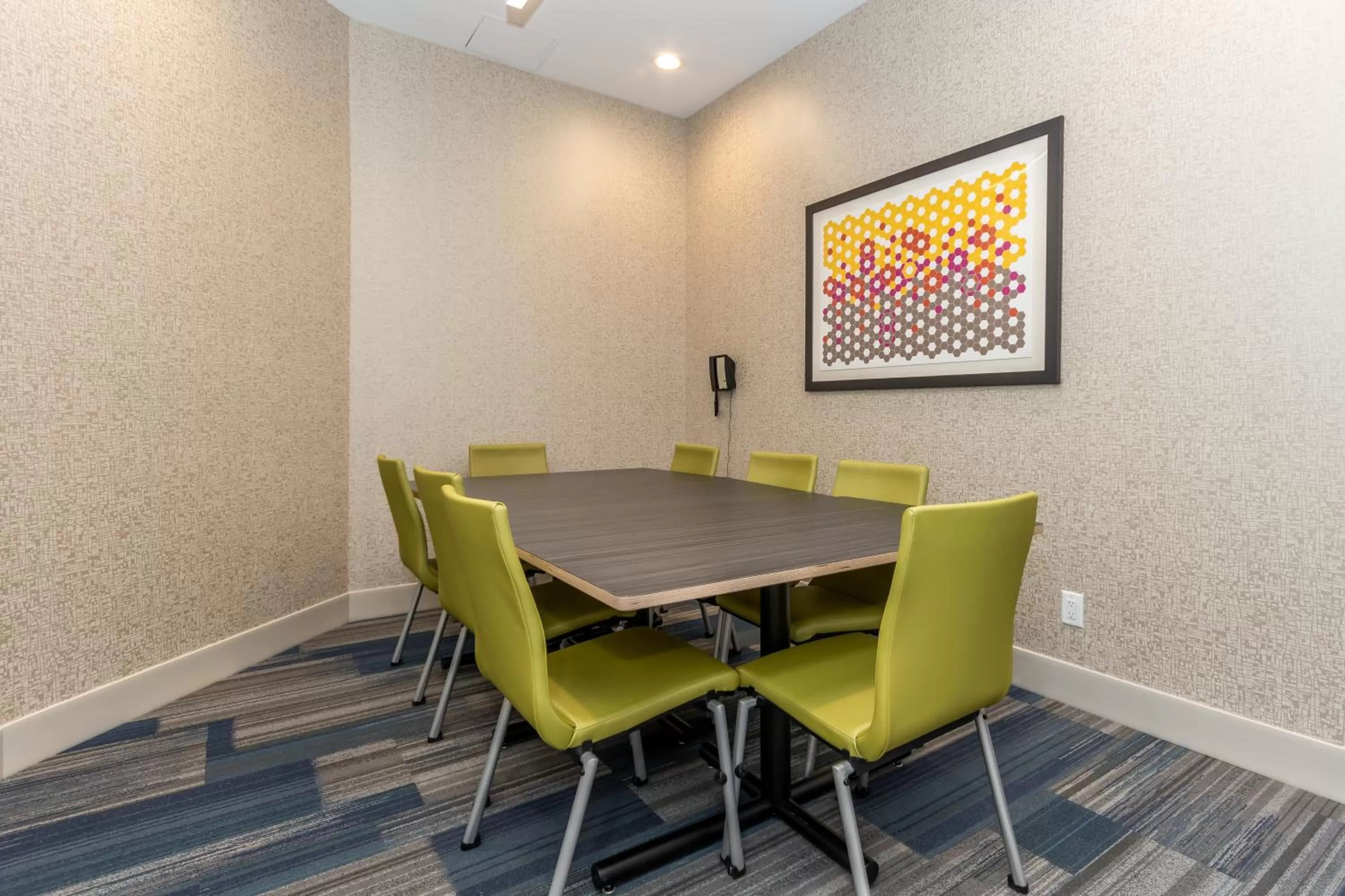 Meeting/conference room in Holiday Inn Express & Suites - Chilliwack East an IHG Hotel