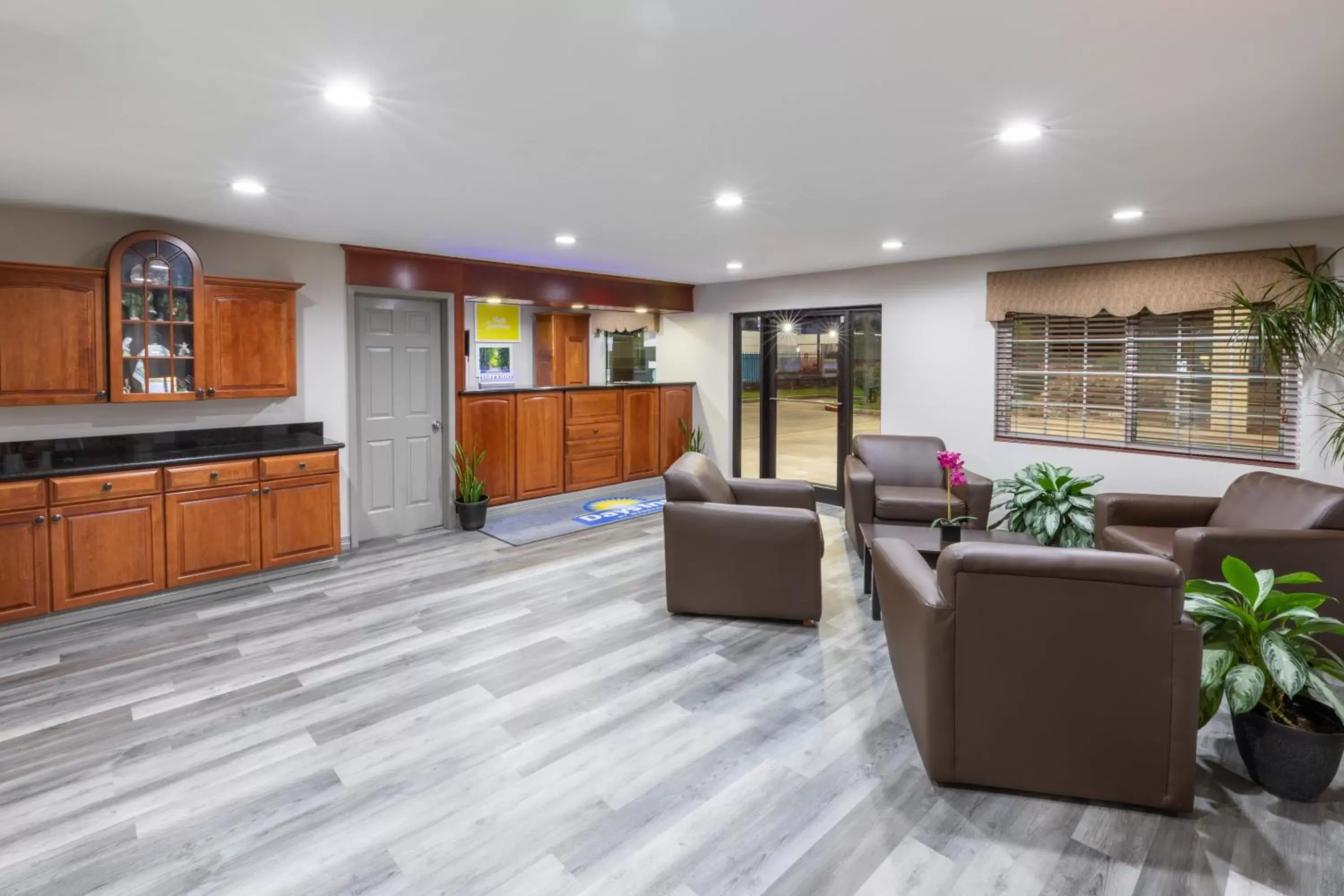 Lobby or reception in Days Inn by Wyndham Baytown TX Lobby or reception in Days Inn by Wyndham Baytown TX