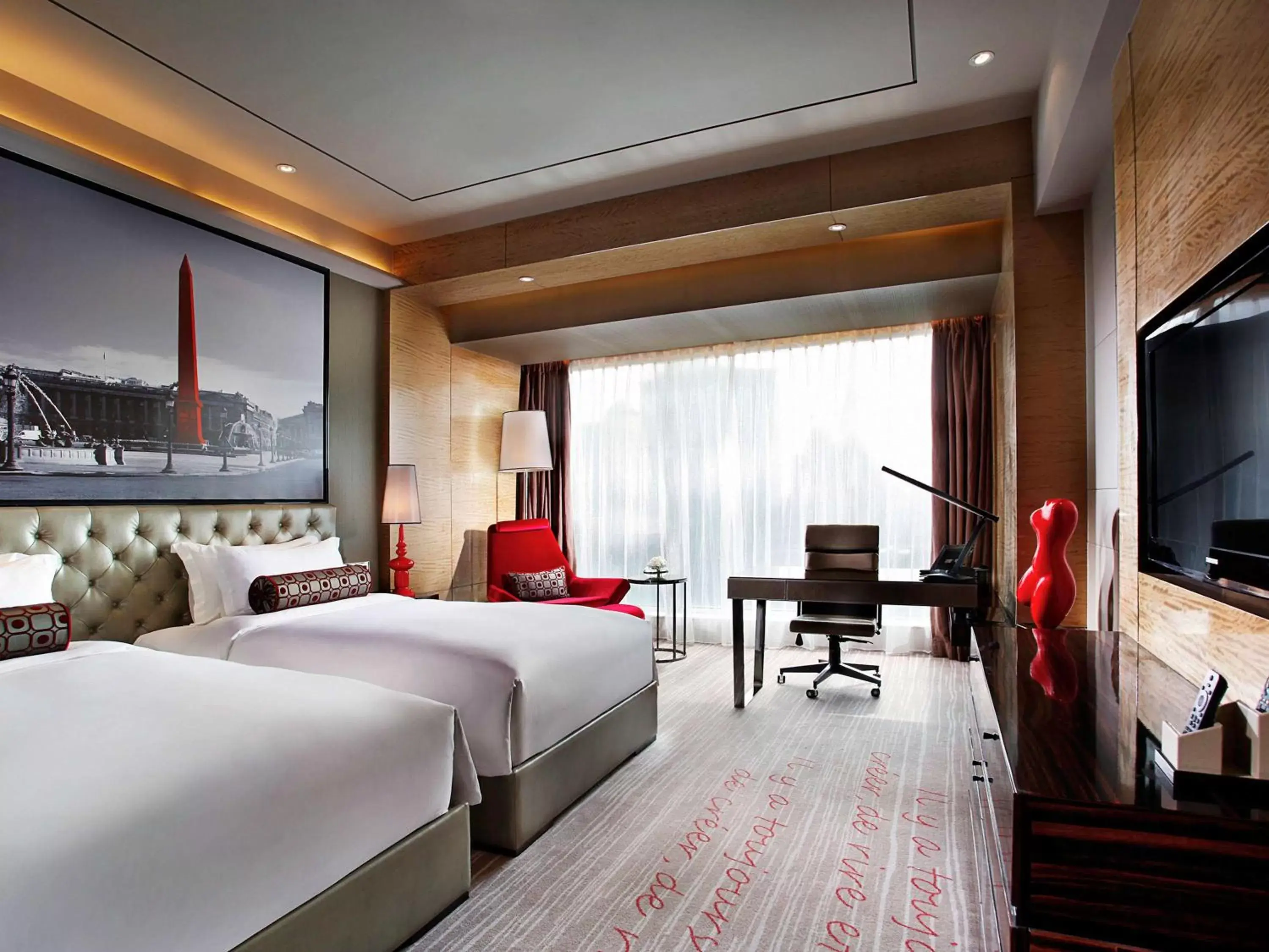 Photo of the whole room in Sofitel Guangzhou Sunrich