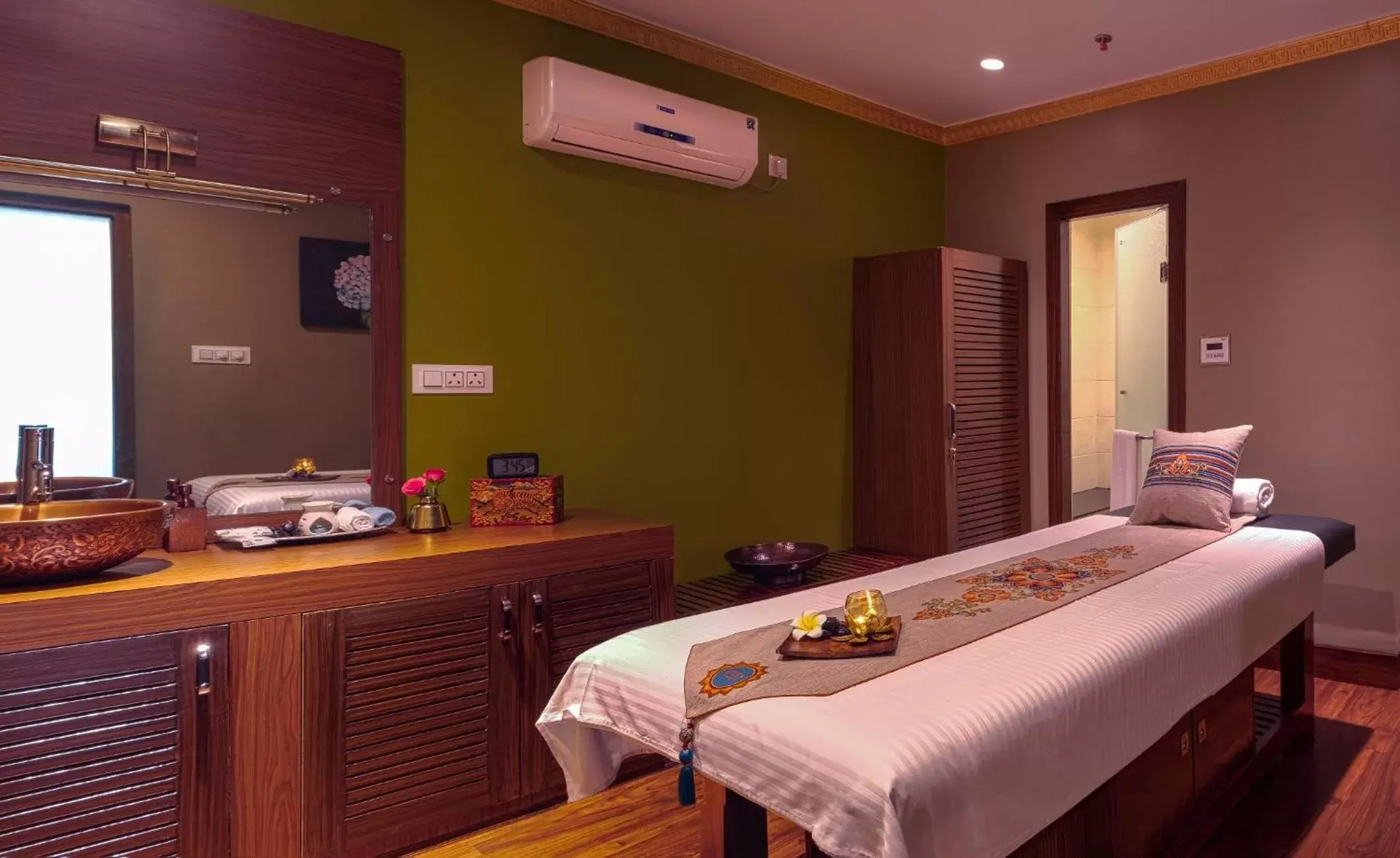 Spa and wellness centre/facilities in Lemon Tree Hotel Gangtok
