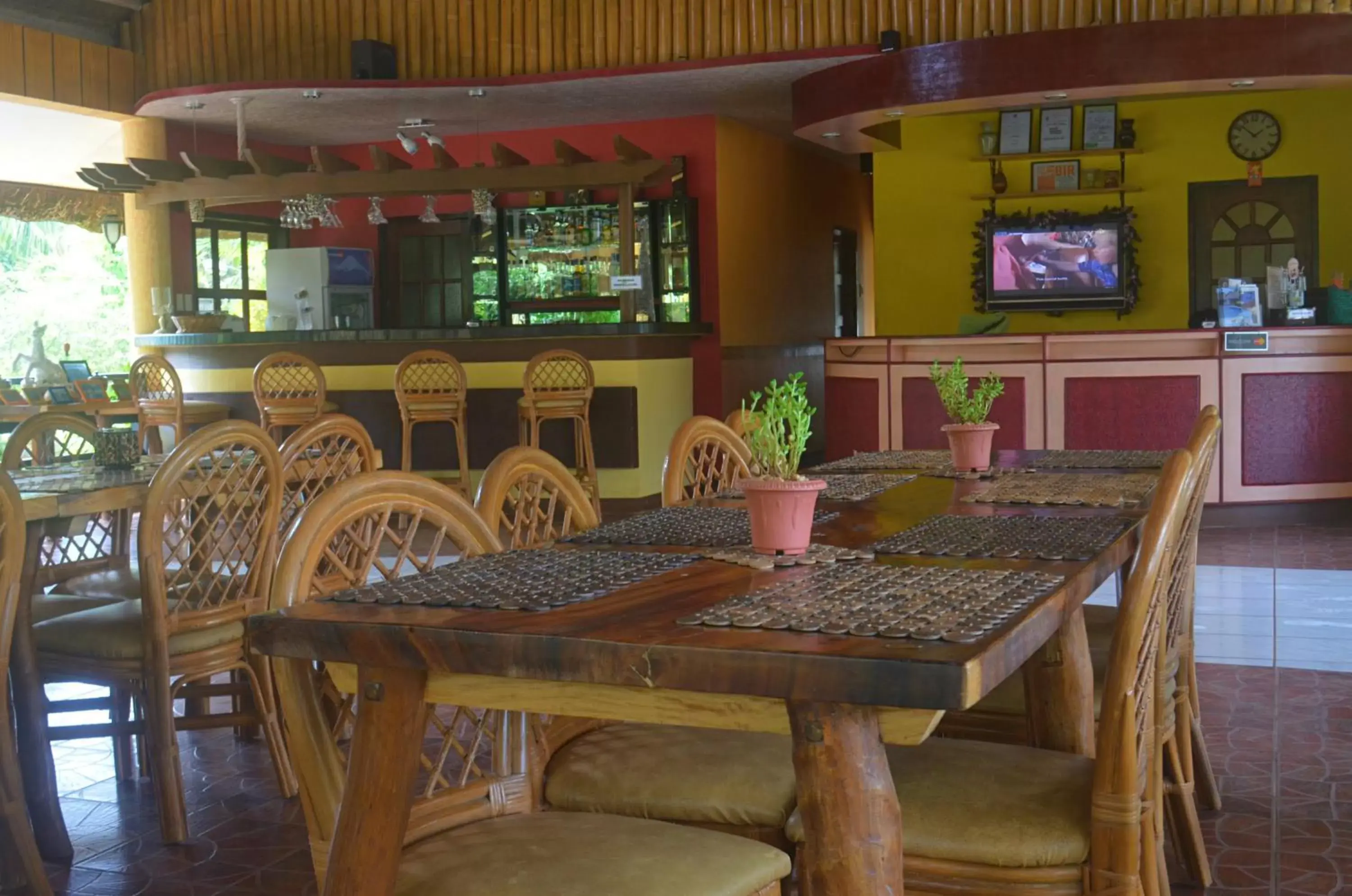 Restaurant/places to eat, Lounge/Bar in Veraneante Resort