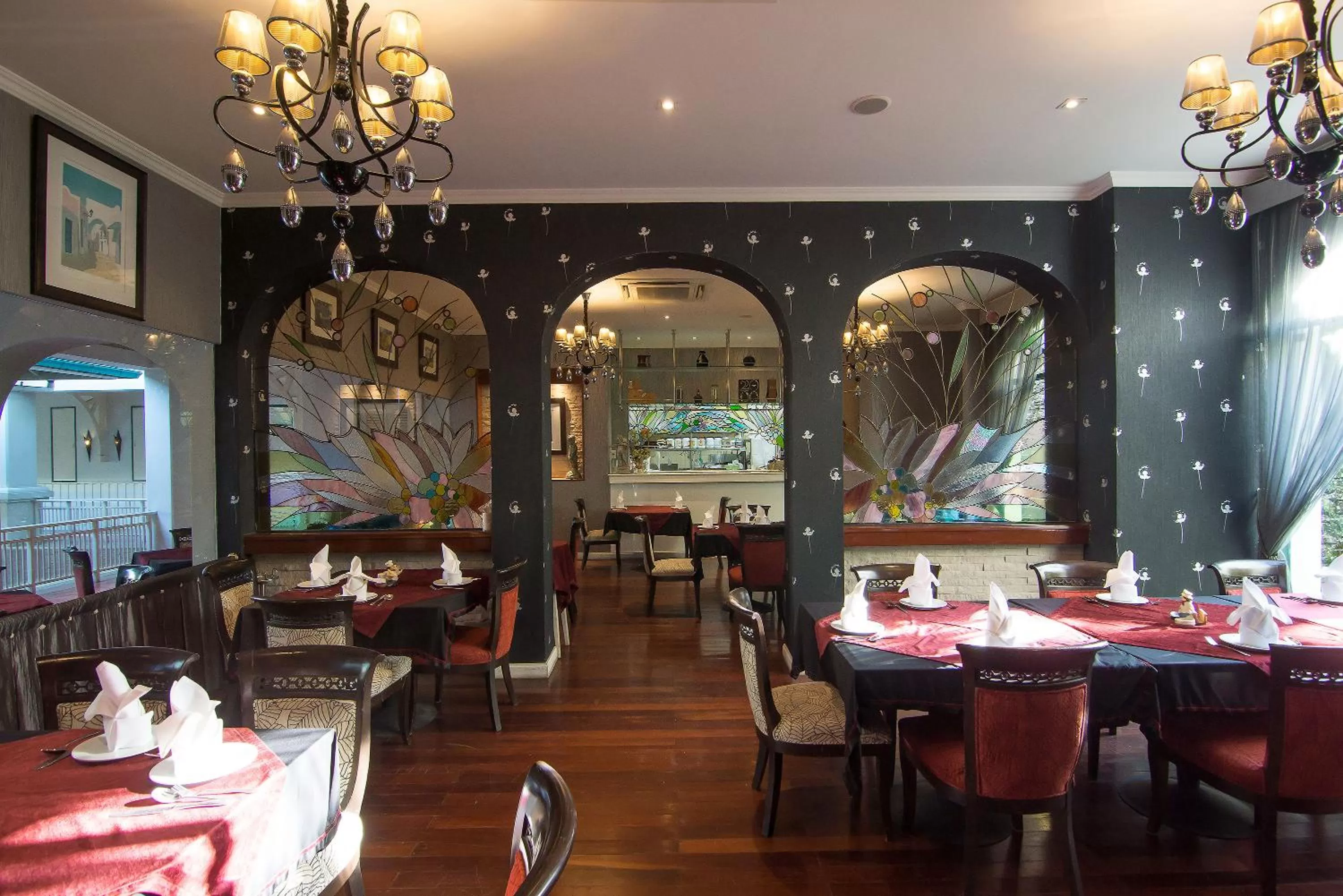 Dining area in Kalanan Riverside Resort