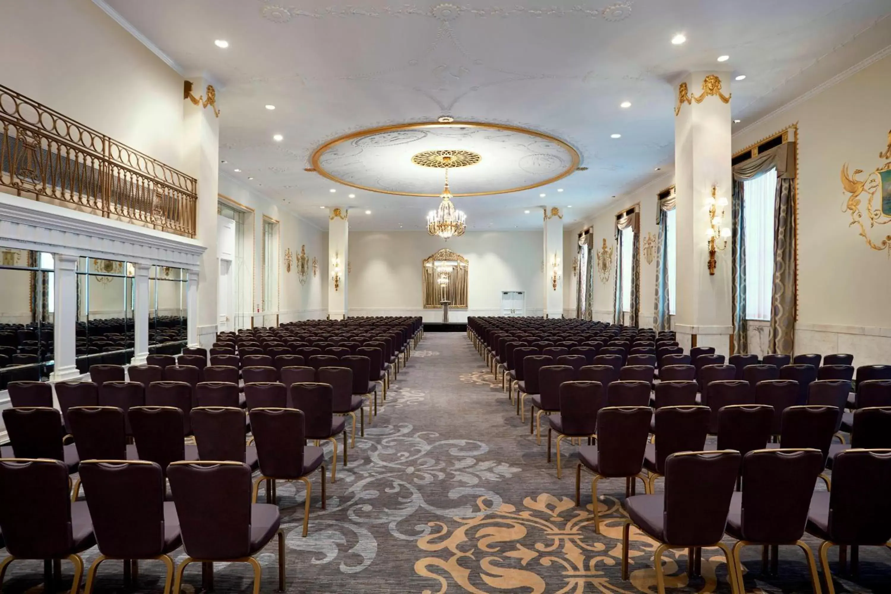 Meeting/conference room in The Mayflower Hotel, Autograph Collection