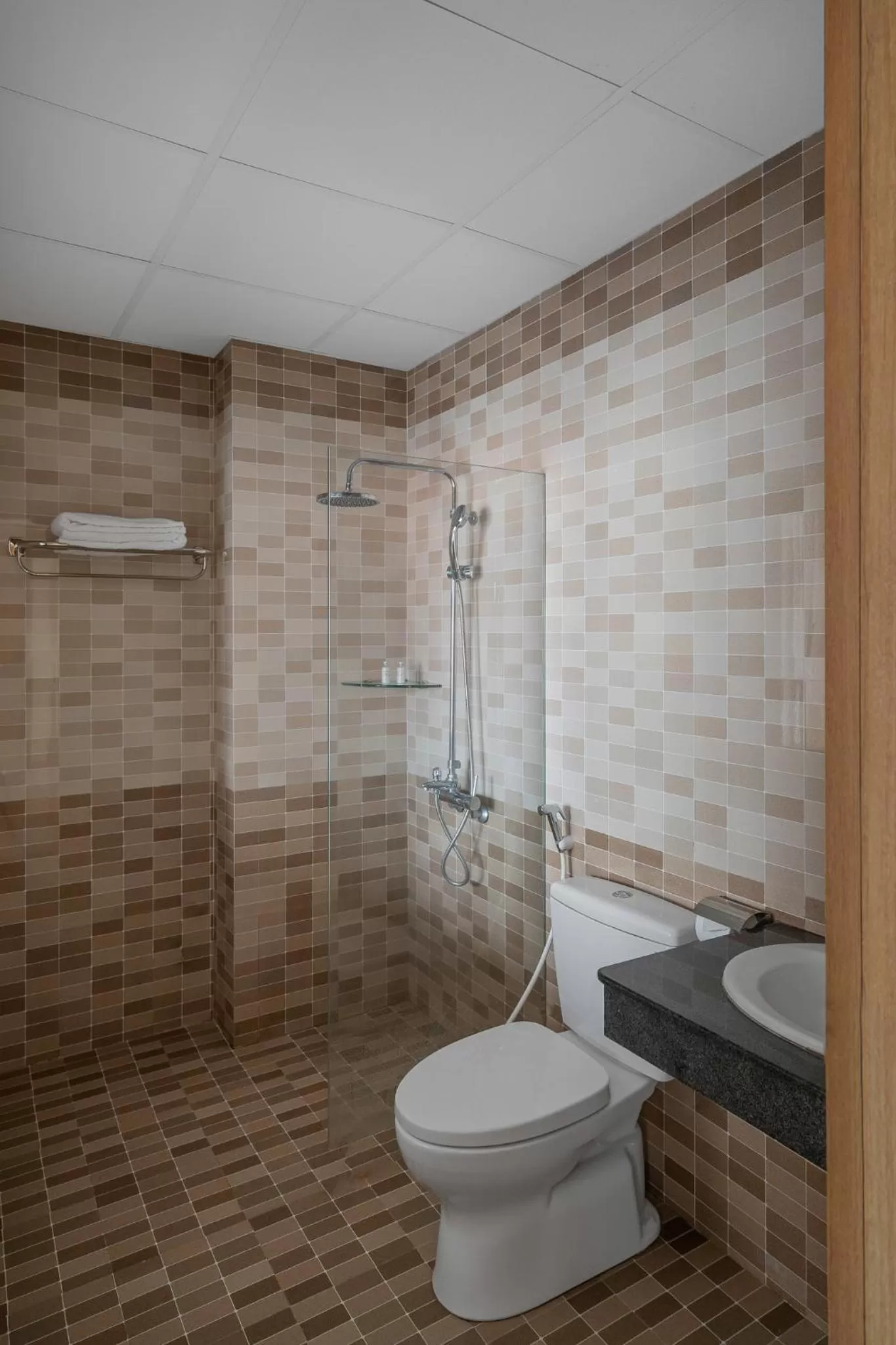 Toilet in Hong Mon Villa