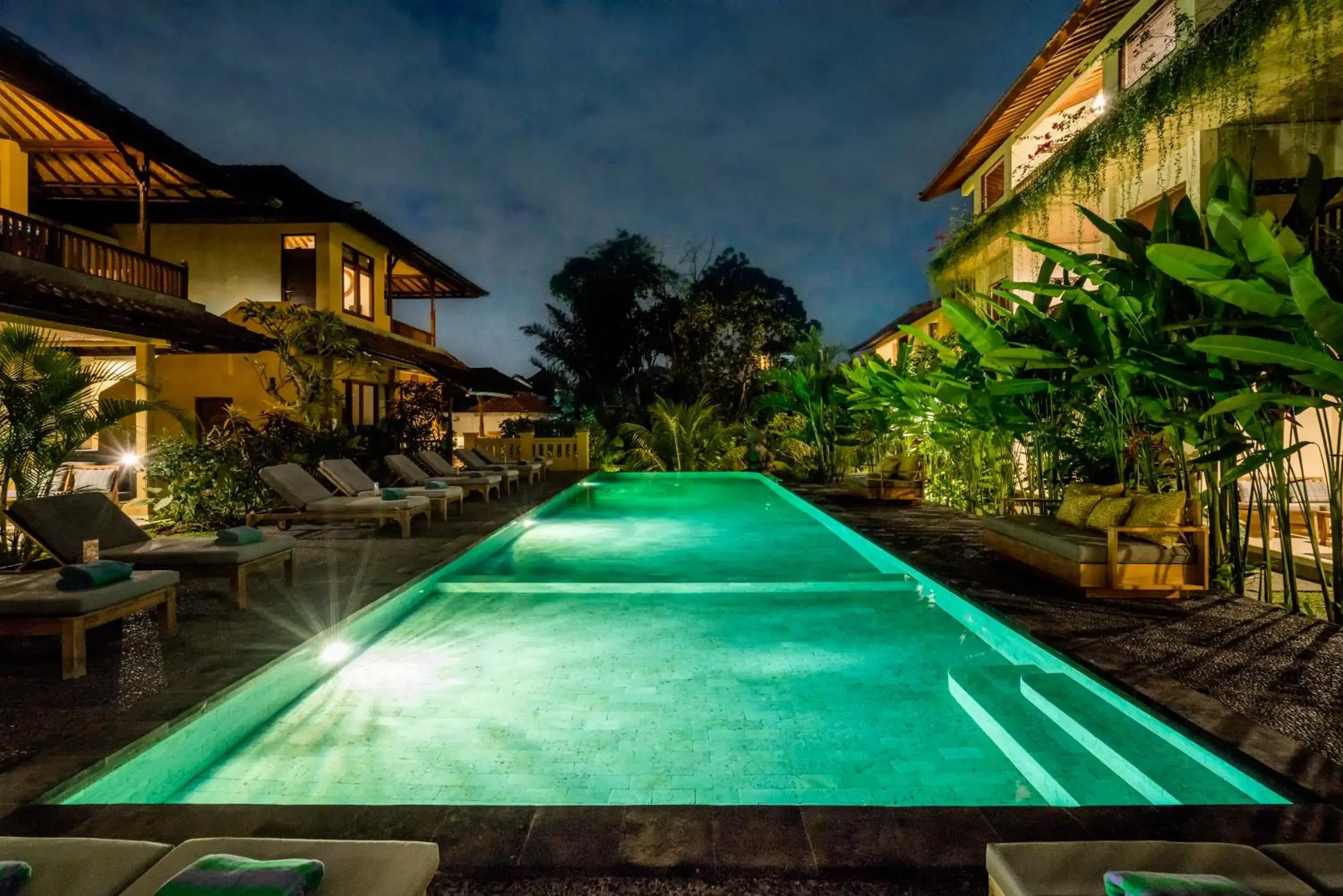 Night, Swimming Pool in Jati Cottage