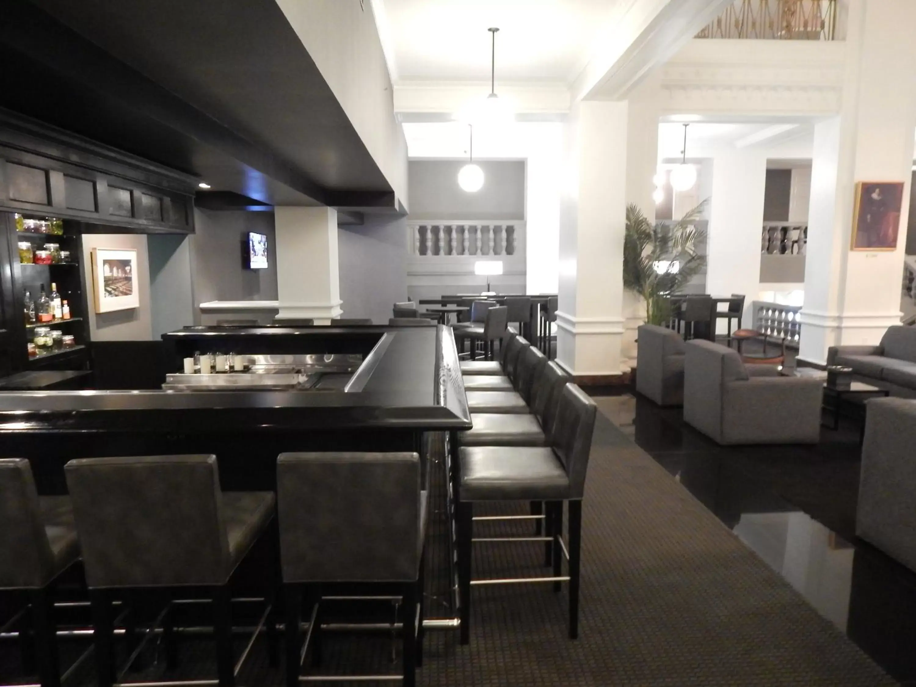 Lounge or bar, Restaurant/Places to Eat in Lord Baltimore Hotel
