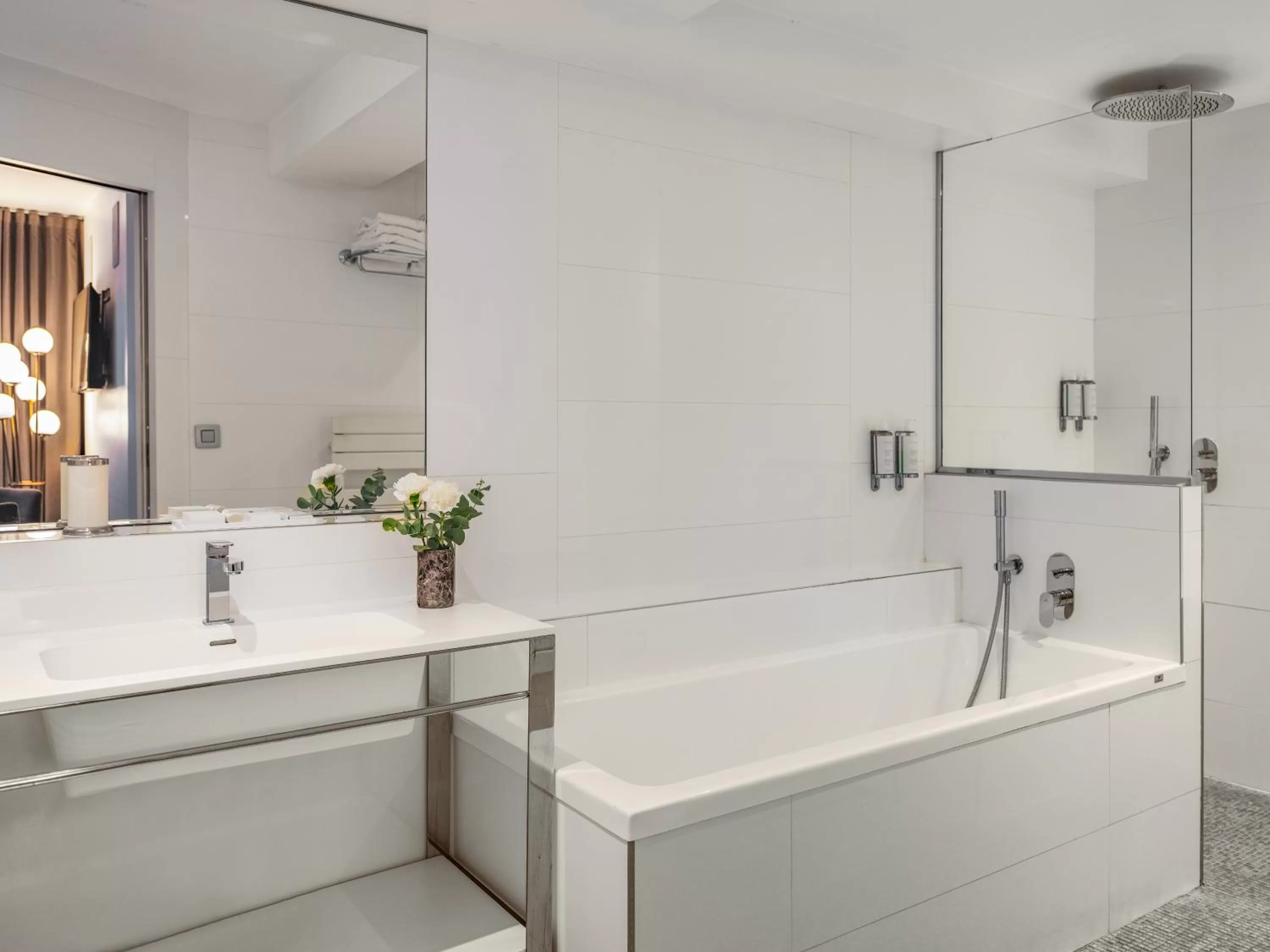 Bathroom in Le Rayz Vendome