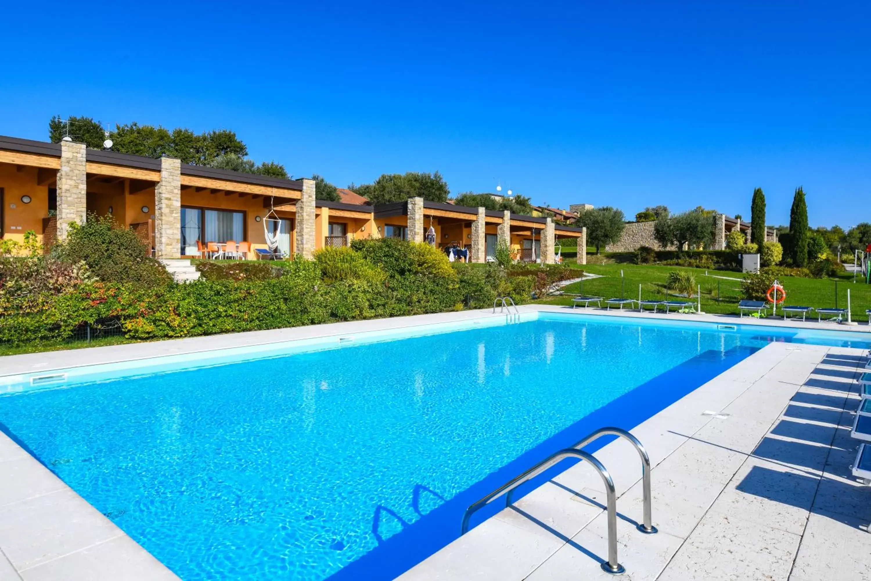 Property building, Swimming Pool in Relais Rosa Dei Venti -Ciao Vacanze-