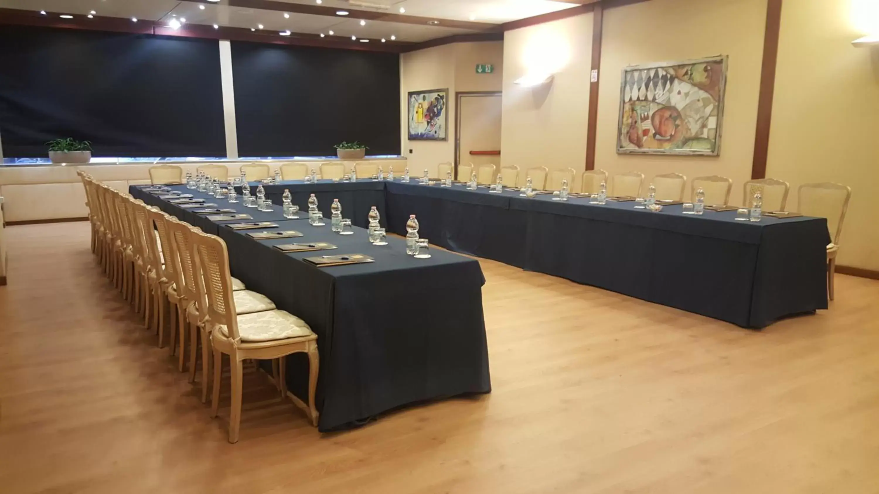Meeting/conference room in iH Hotels Roma Cicerone