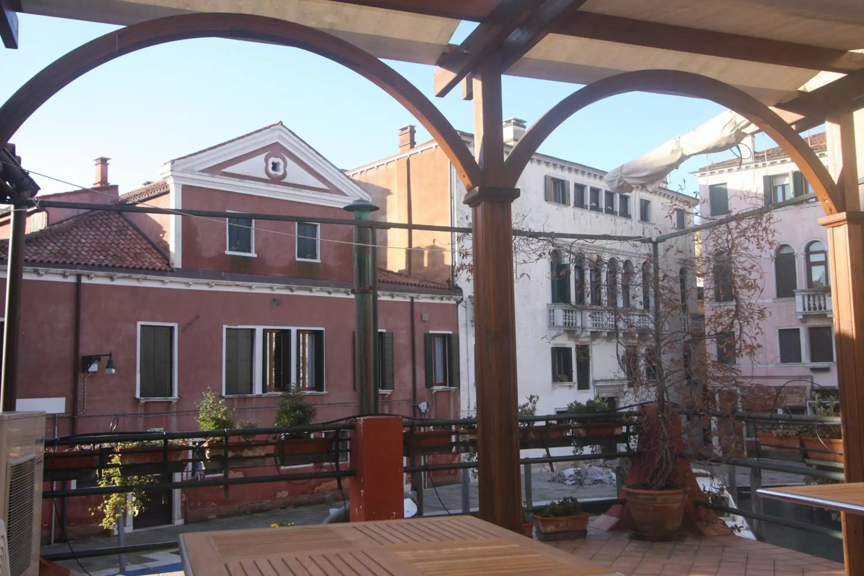 Garden view in Hotel dalla Mora