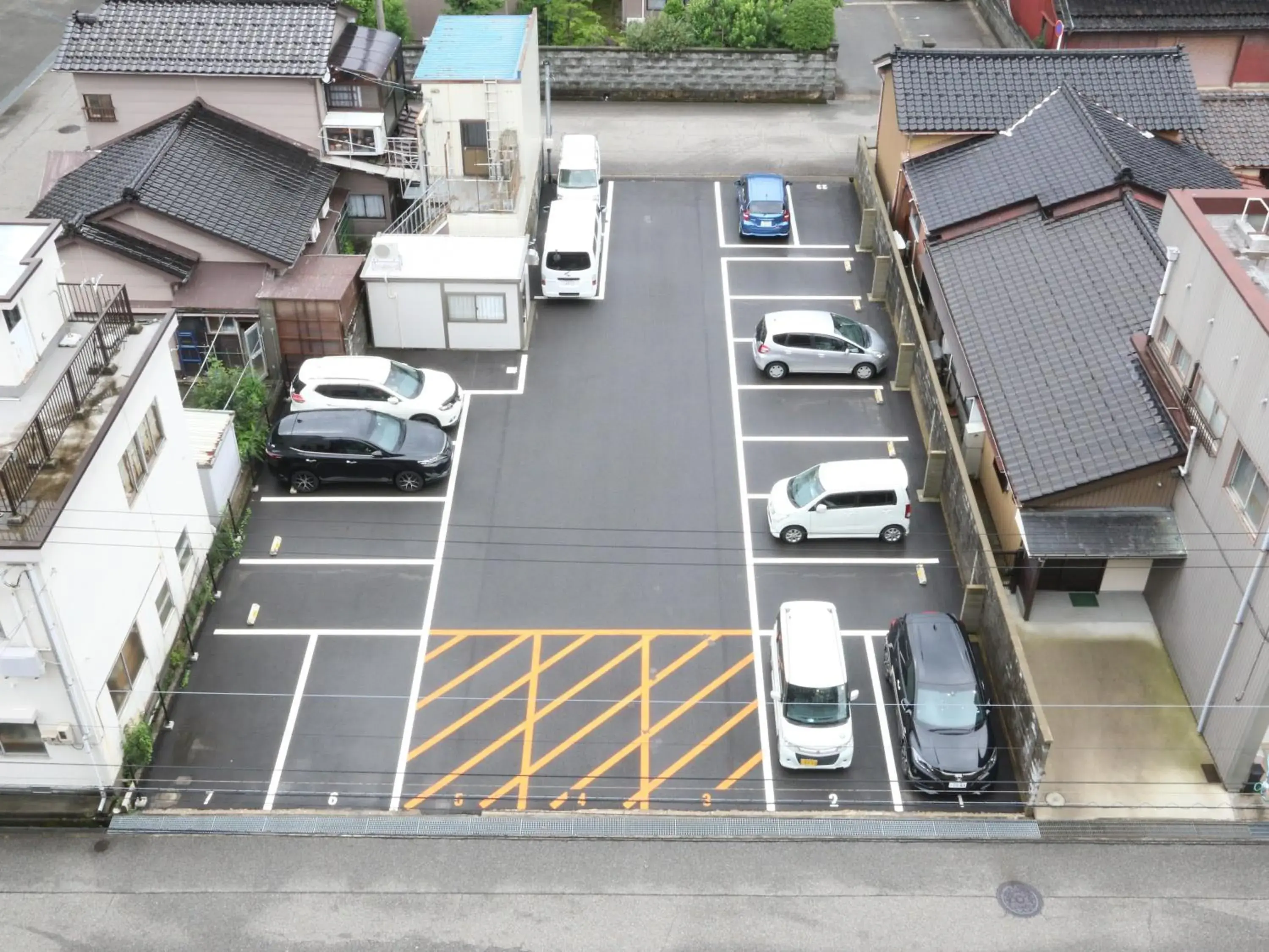 Parking, Bird's-eye View in Apa Hotel Uozu-Ekimae
