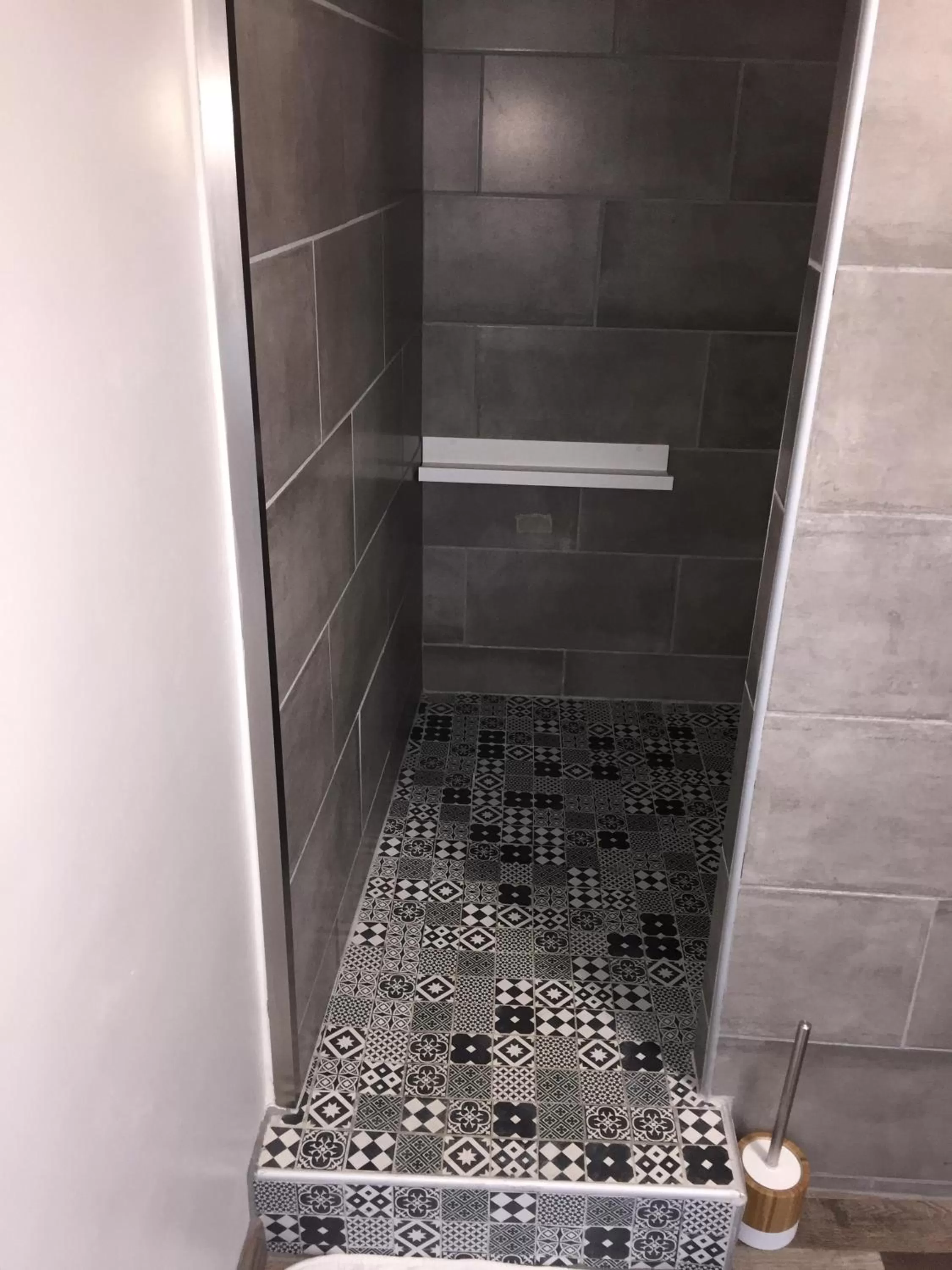 Bathroom in 1 Chambre, 1 P'tit dèj', 1 Sourire