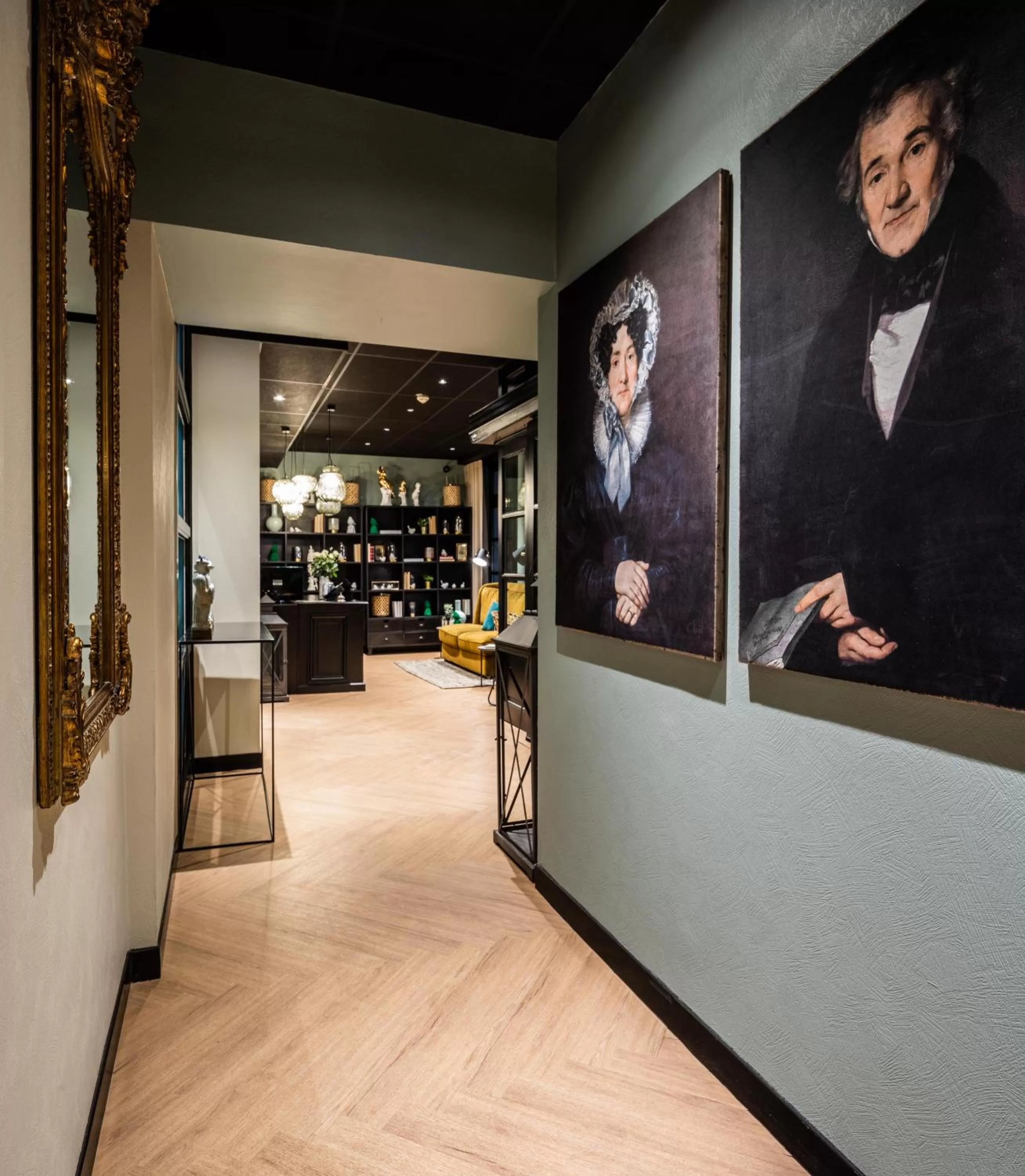 Lobby or reception in Hôtel Lanjuinais