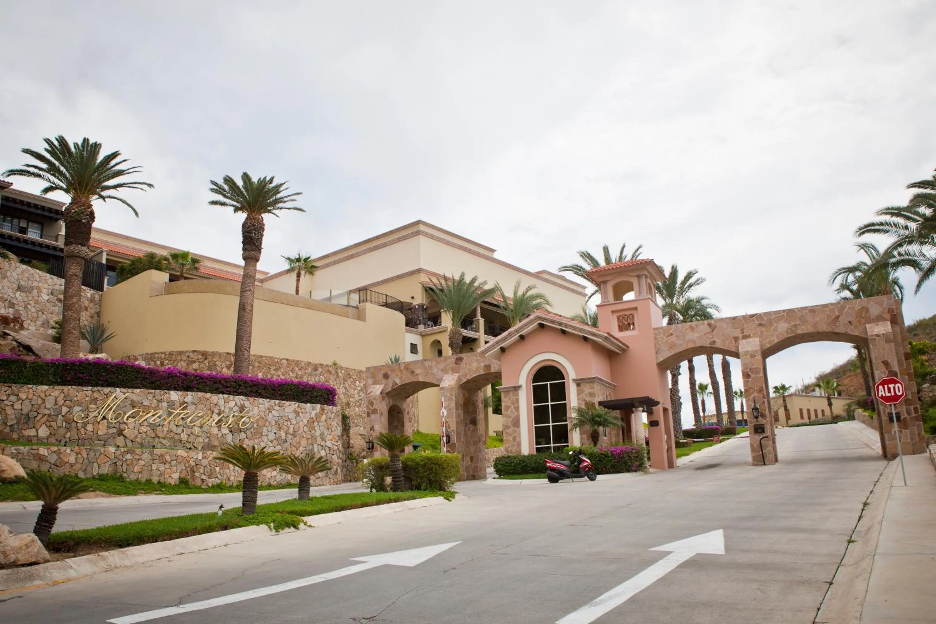 Facade/entrance in Montecristo Villas at Quivira Los Cabos -Vacation Rentals
