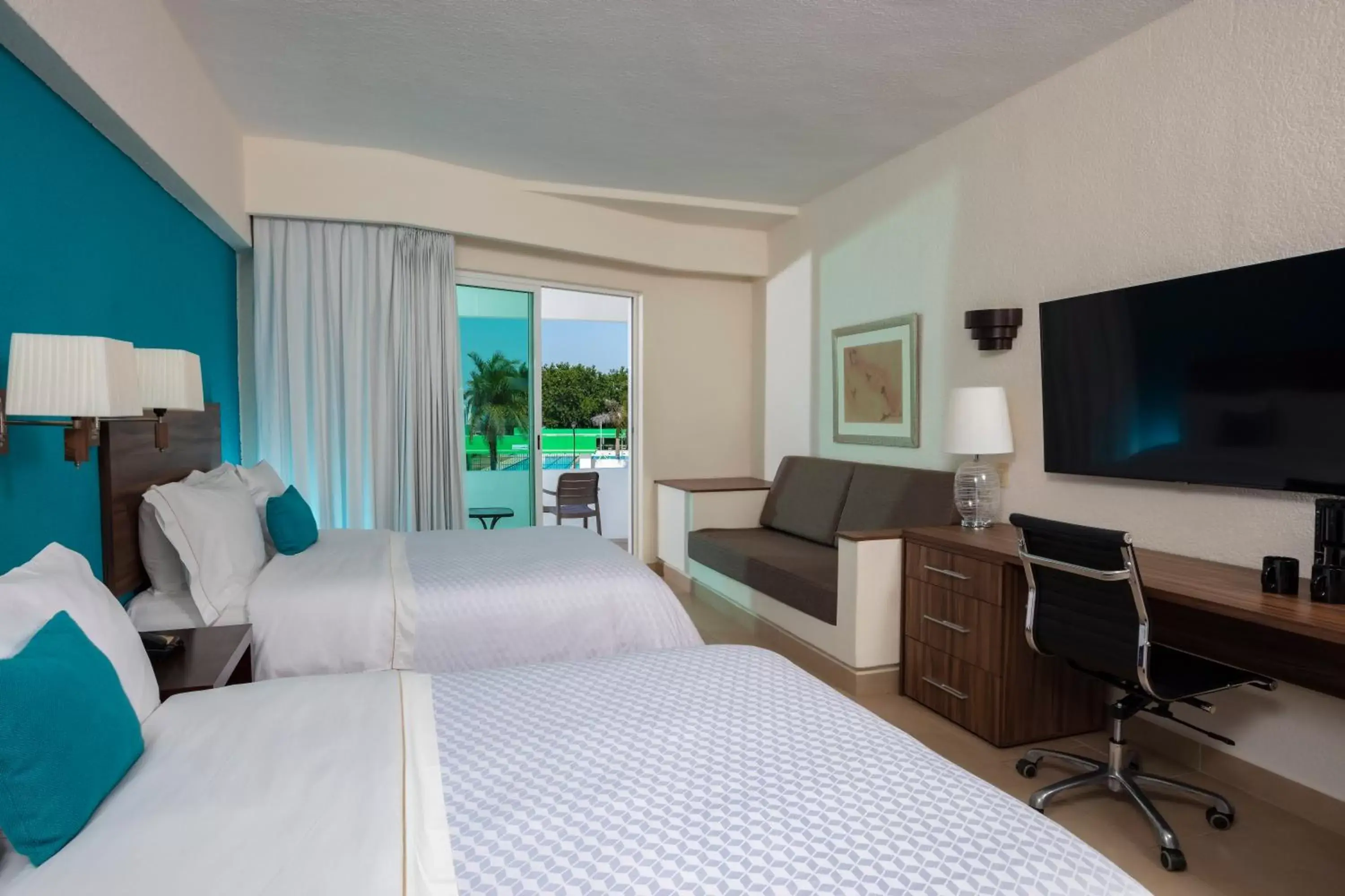 Bedroom, TV/Entertainment Center in Gamma Campeche Malecon