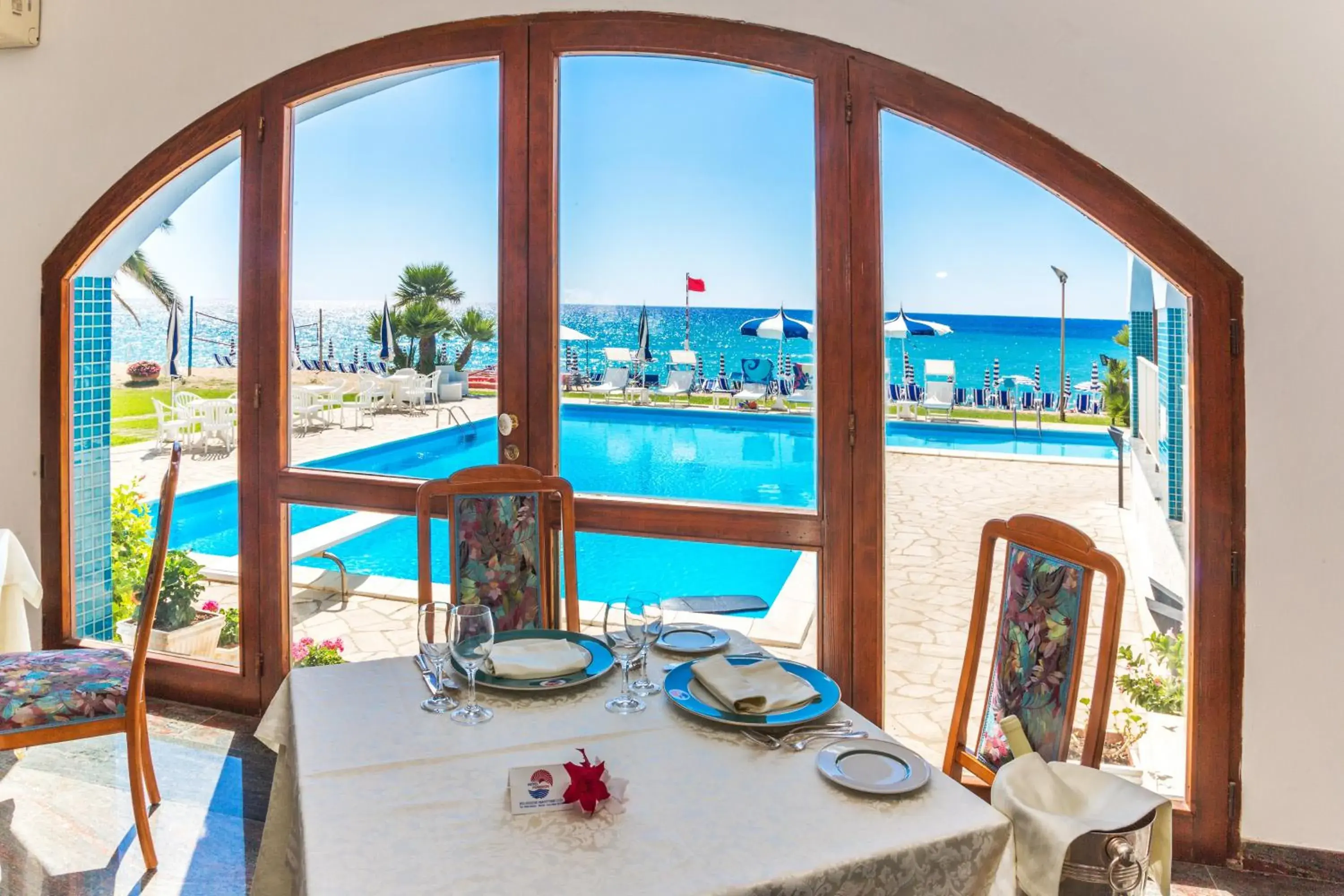 Restaurant/places to eat, Pool View in Hotel Poseidon