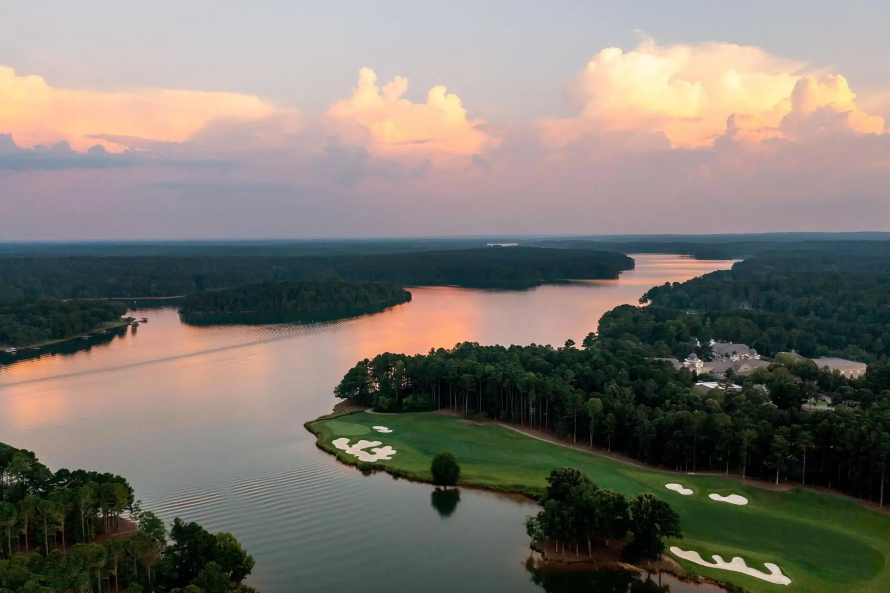 Property building in The Ritz-Carlton Reynolds, Lake Oconee