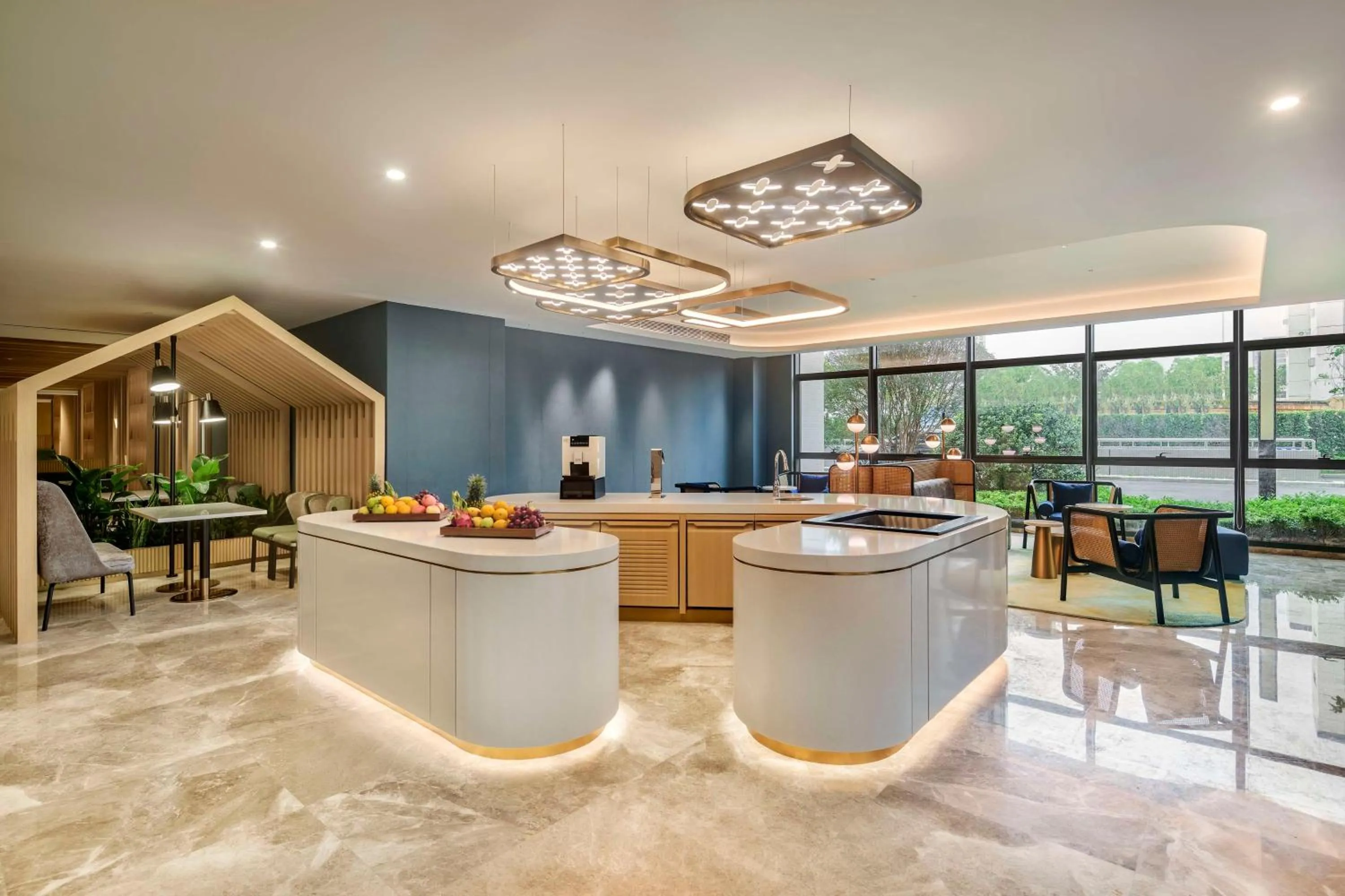 Lounge or bar in Hilton Garden Inn Zhuhai Jinan University