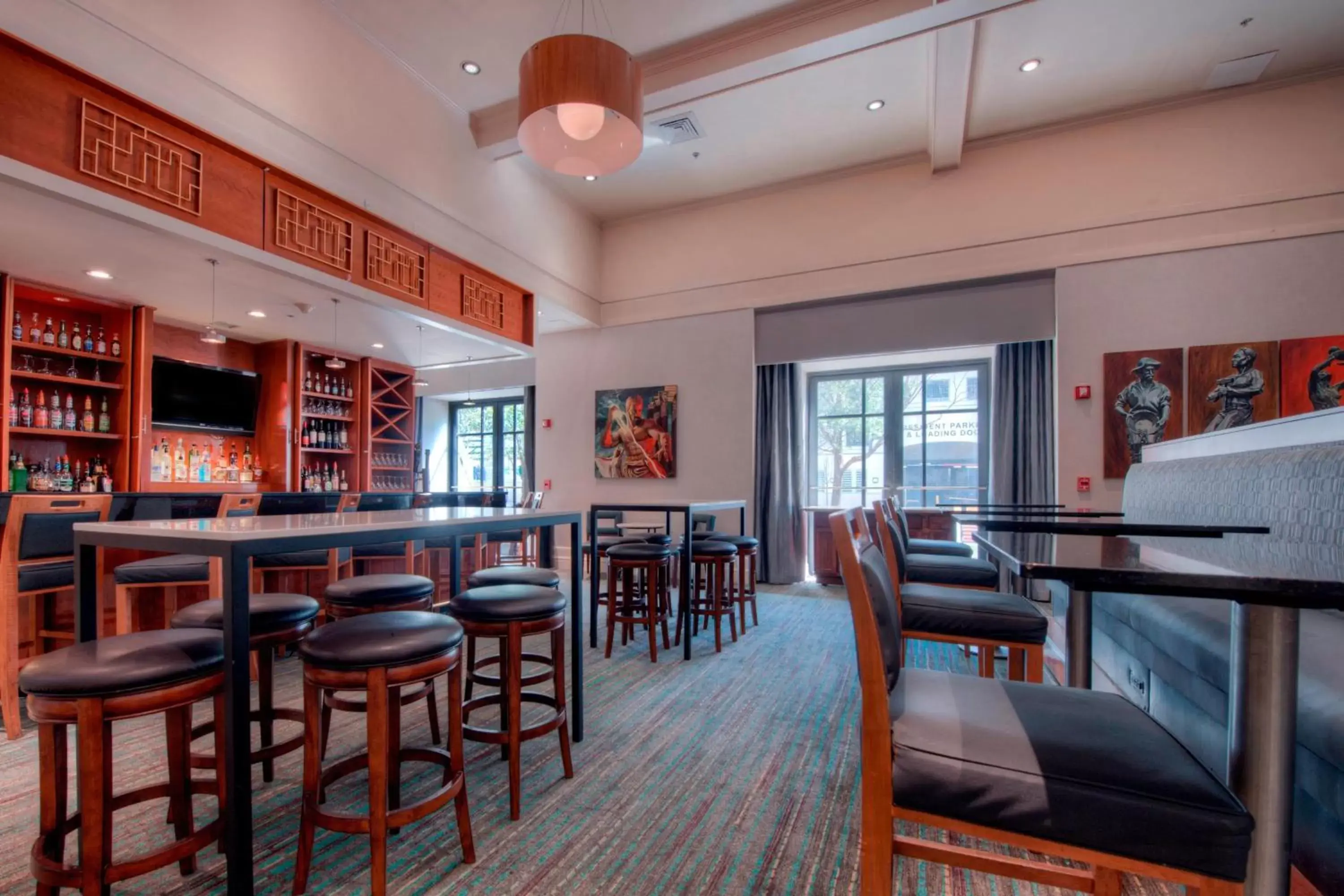 Restaurant/places to eat, Lounge/Bar in Residence Inn Charlotte Uptown