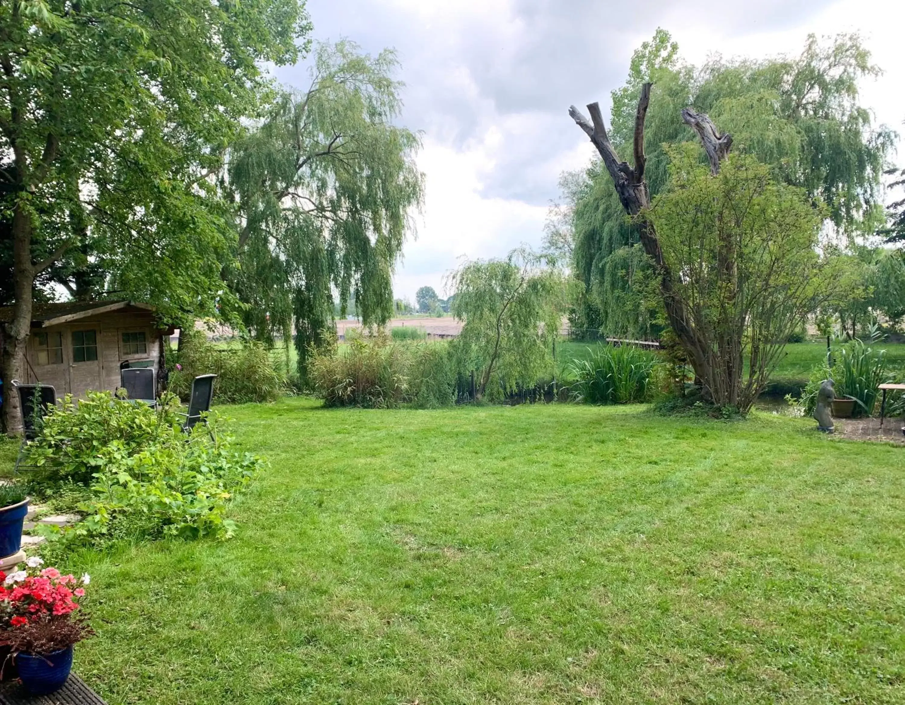 Garden in B&B De Hooiberg Edam-Volendam