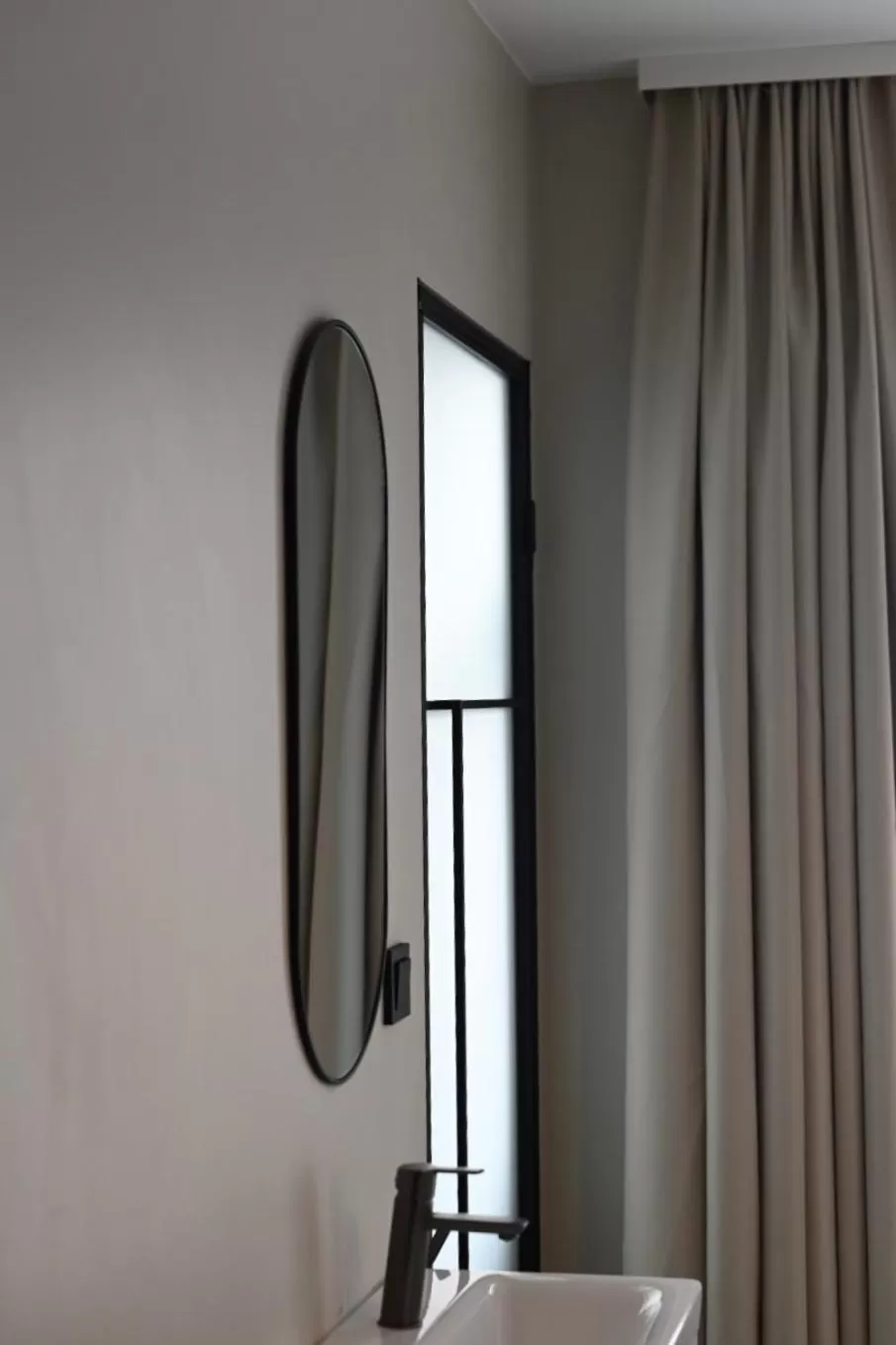 Bathroom in Hotel Local 101