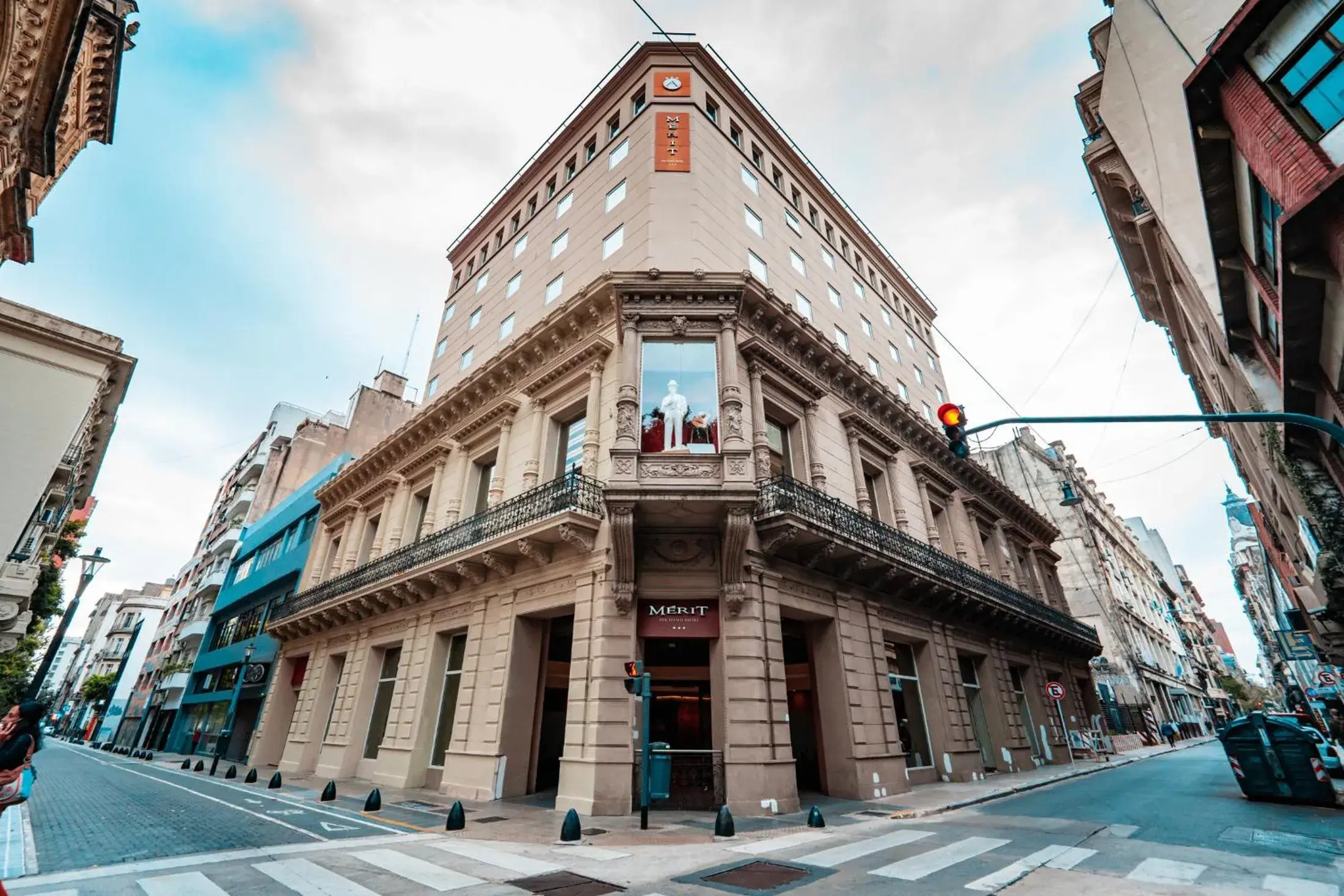 Property Building in Mérit San Telmo